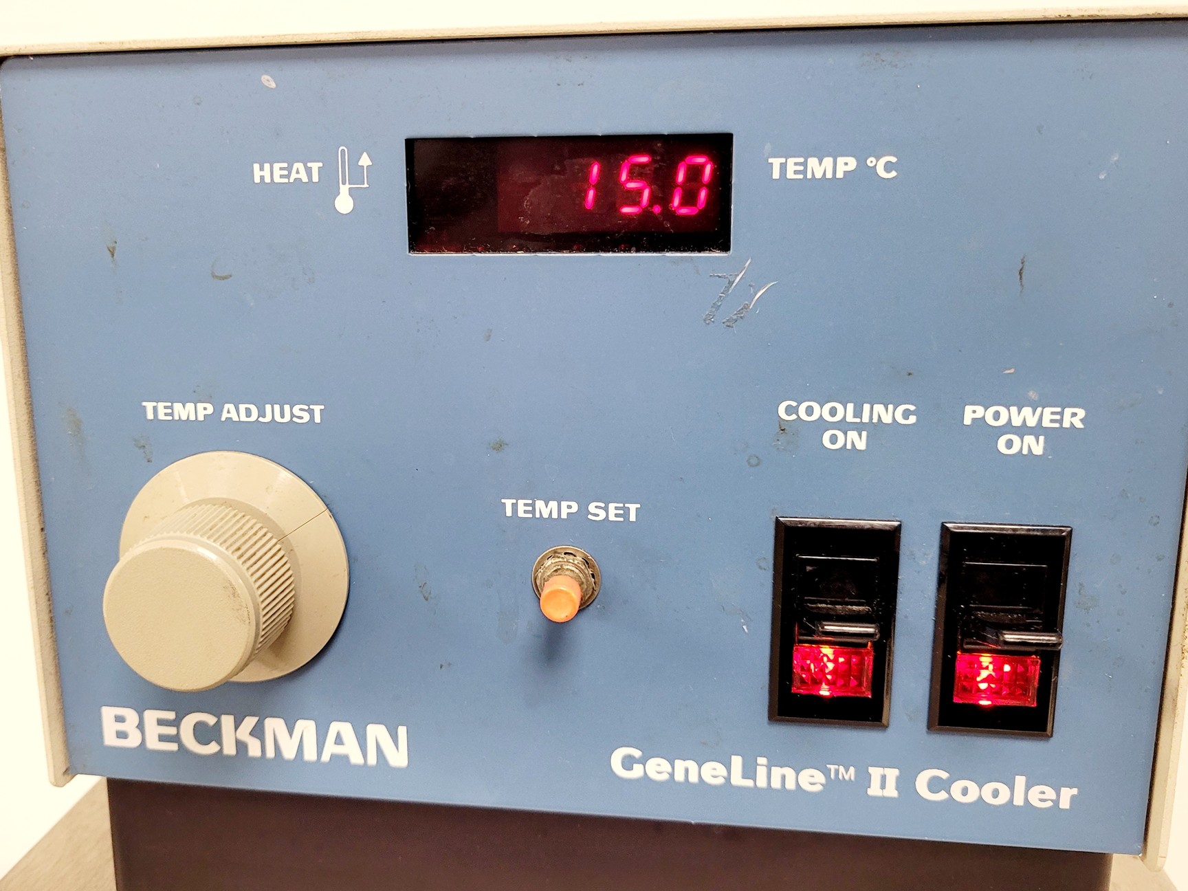 Image of Beckman GeneLine II Cooler w/ OES-2E-220/240 Oscillating Pump