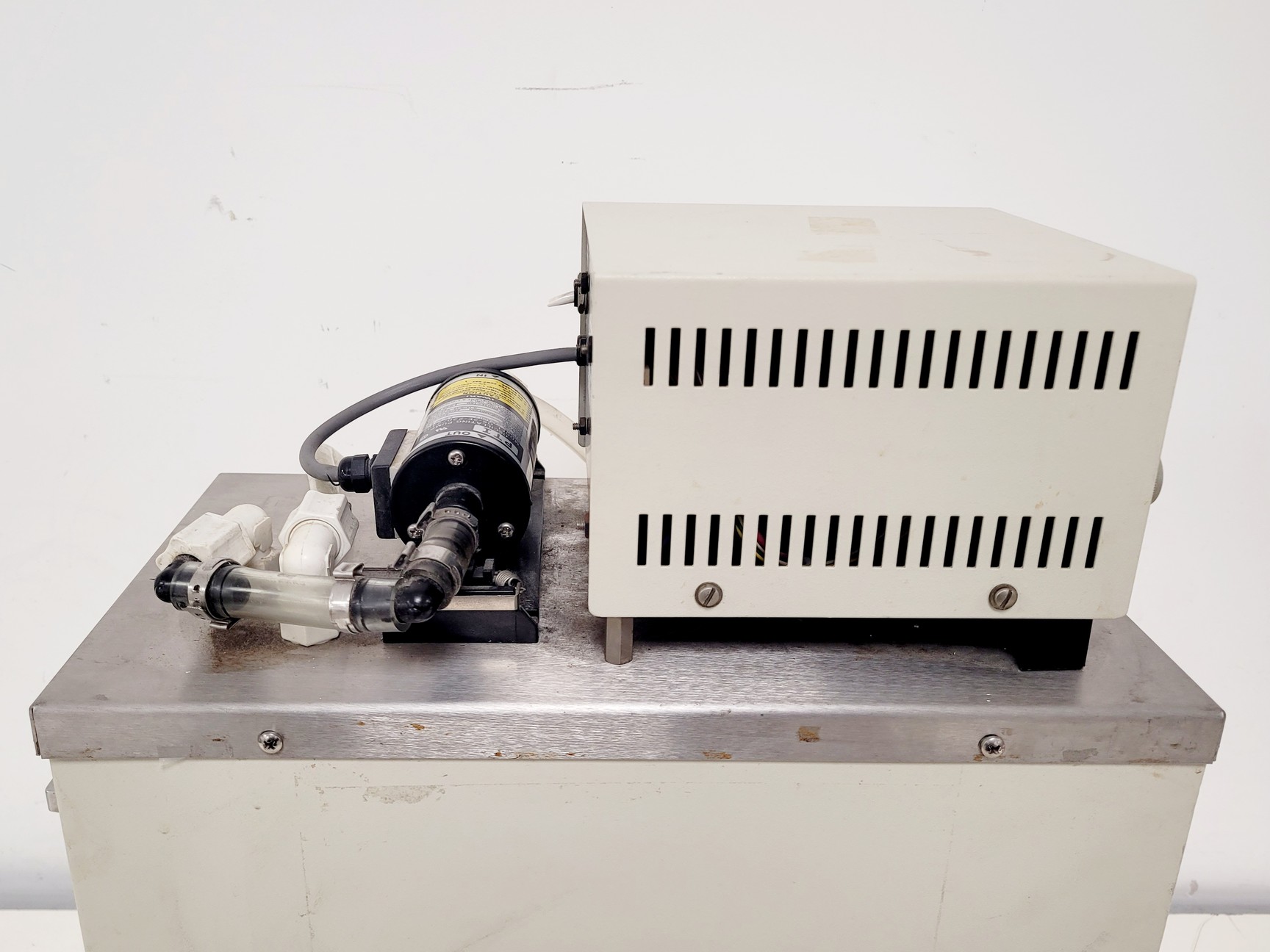 Image of Beckman GeneLine II Cooler w/ OES-2E-220/240 Oscillating Pump