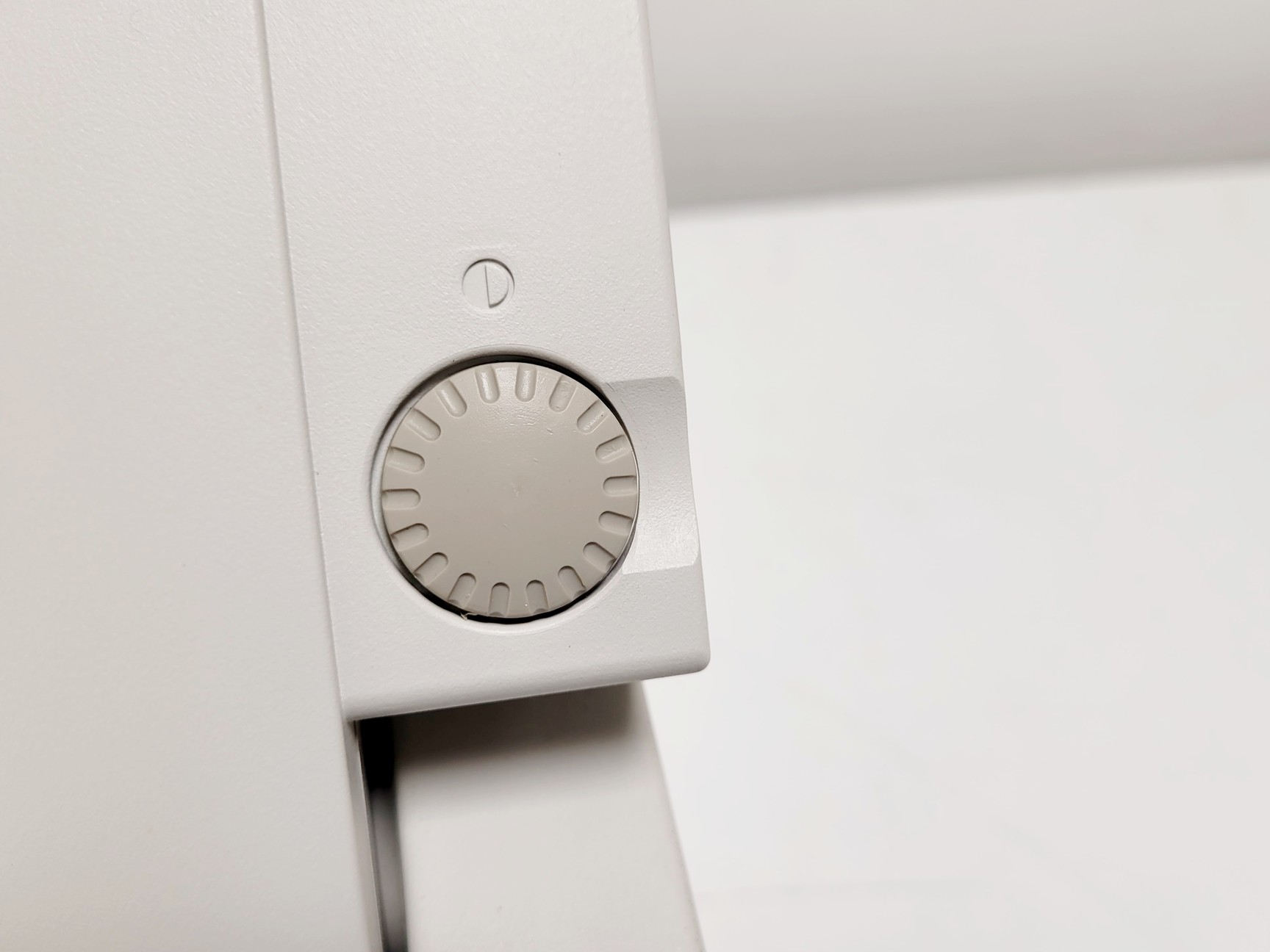 Image of Beckman DU 520 Central Purpose UV/Vis Spectrophotometer Lab