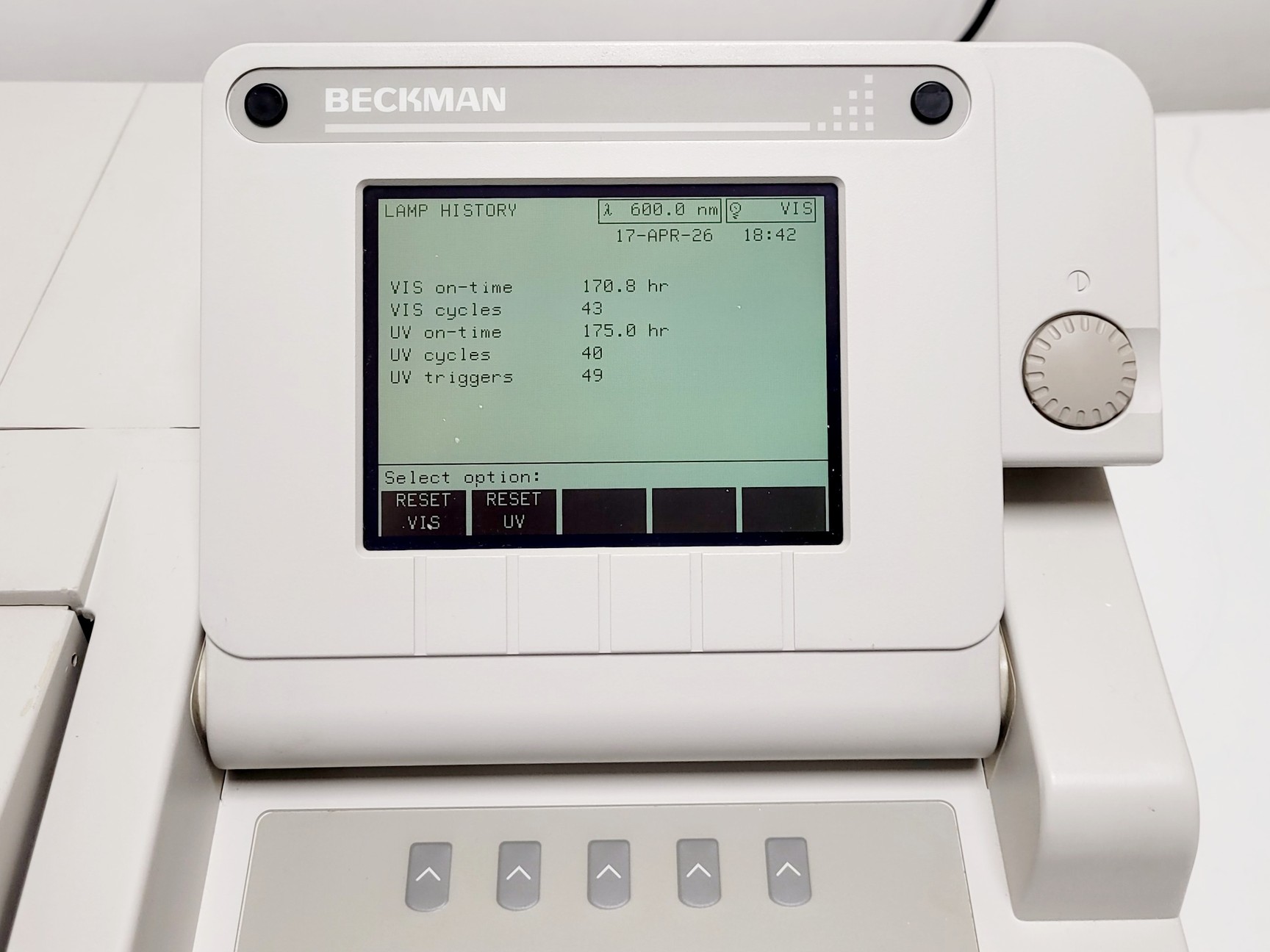 Image of Beckman DU 520 Central Purpose UV/Vis Spectrophotometer Lab
