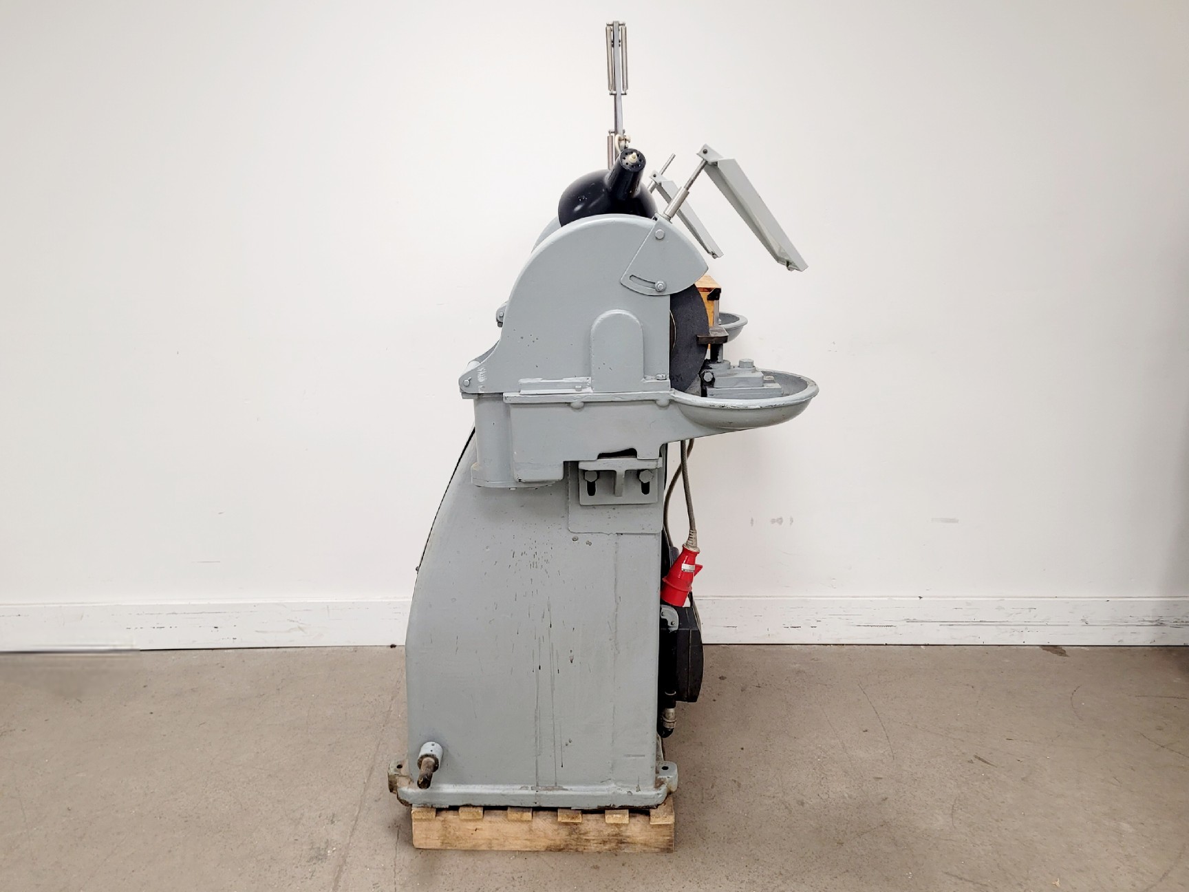 Image of Turner Machine Tools Ltd. TT14MD Grinder