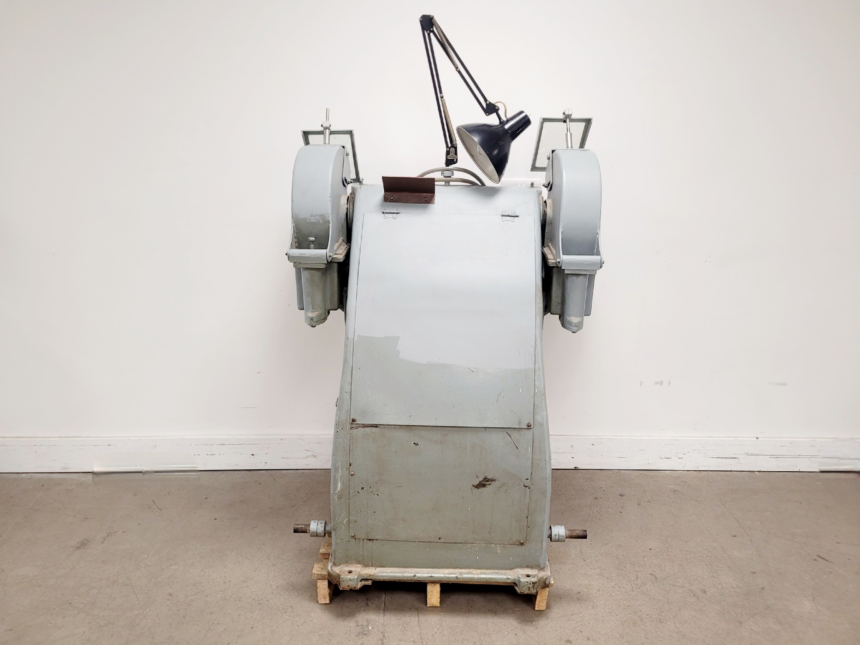 Image of Turner Machine Tools Ltd. TT14MD Grinder