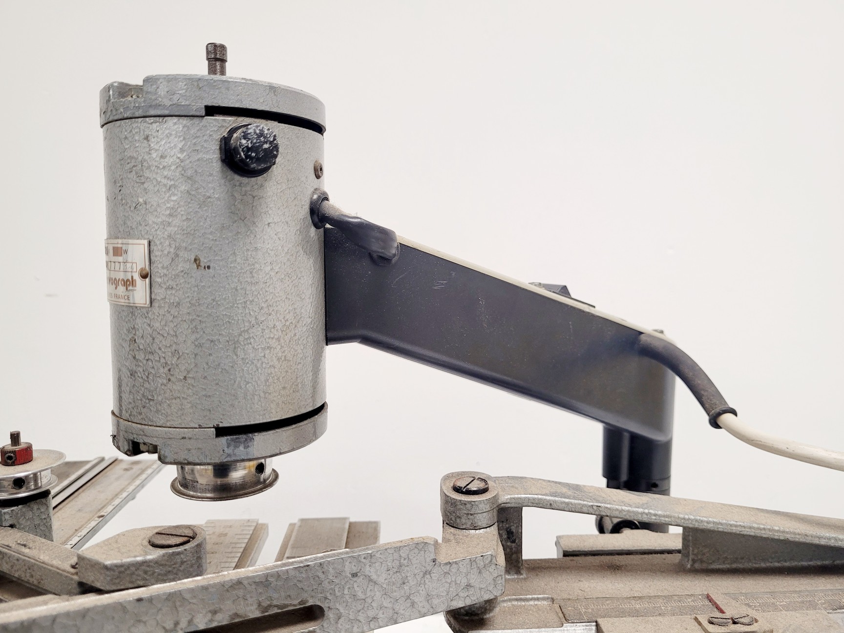Image of Gravograph Engraver with Letters/Accessories