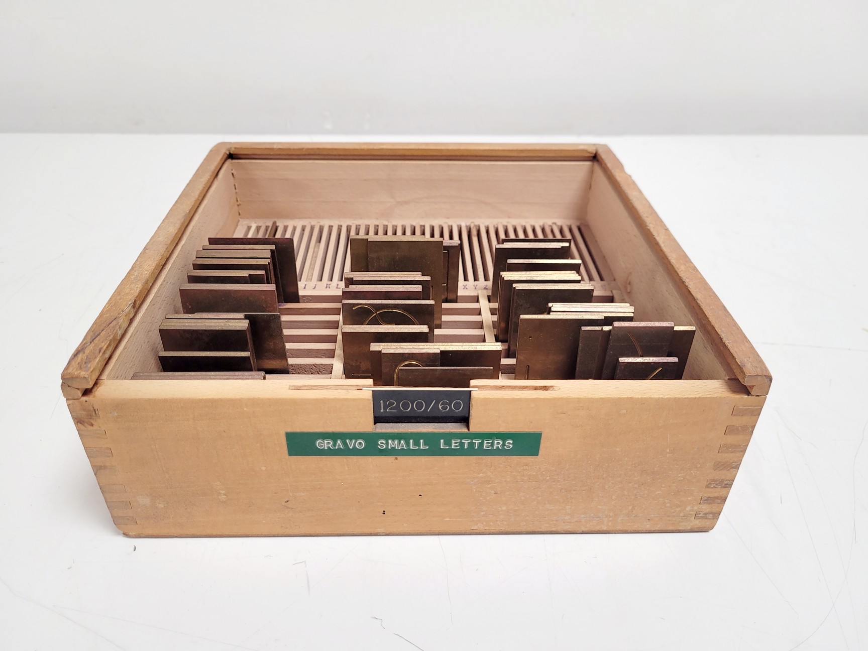Image of Gravograph Engraver with Letters/Accessories