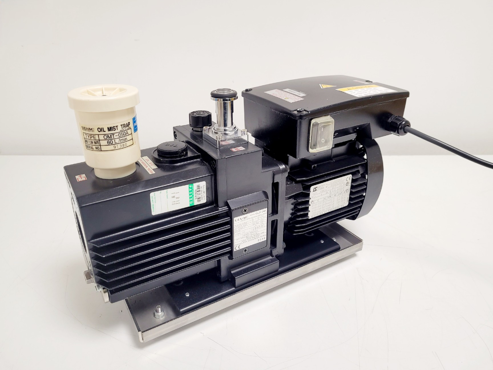 Image of Jeol NeoScope JCM-5000 Benchtop SEM Scanning Electron Microscope Lab