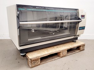 Image of New Brunswick Scientific Innova 4430 Shaking Incubator Lab