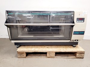 Thumbnail image of New Brunswick Scientific Innova 4430 Shaking Incubator Lab