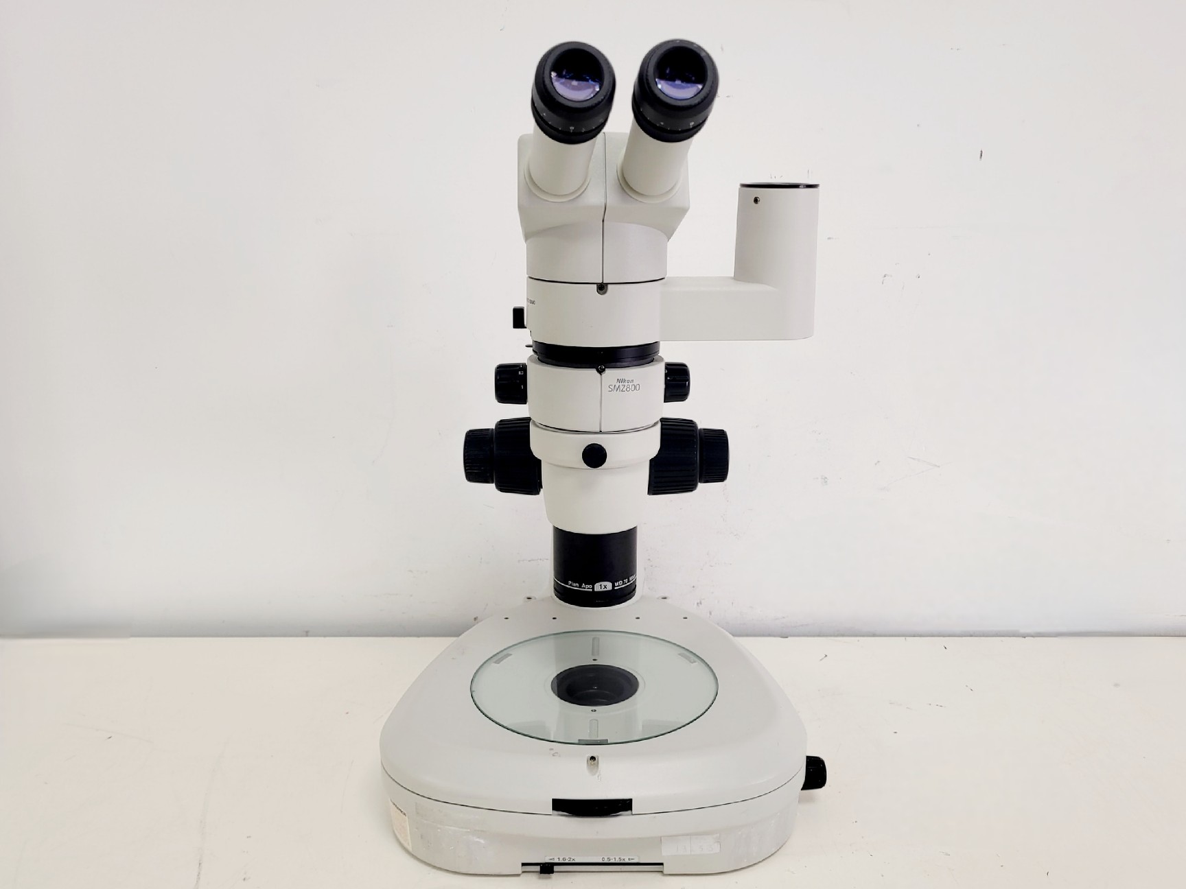 Image of Nikon SMZ800 Stereo Microscope On C-DSD230 Stand