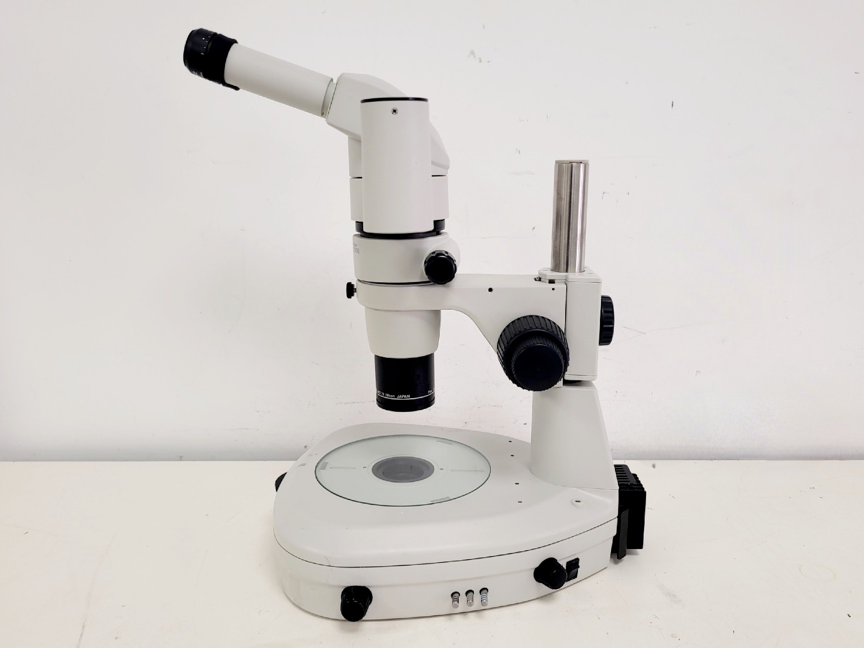 Image of Nikon SMZ800 Stereo Microscope On C-DSD230 Stand