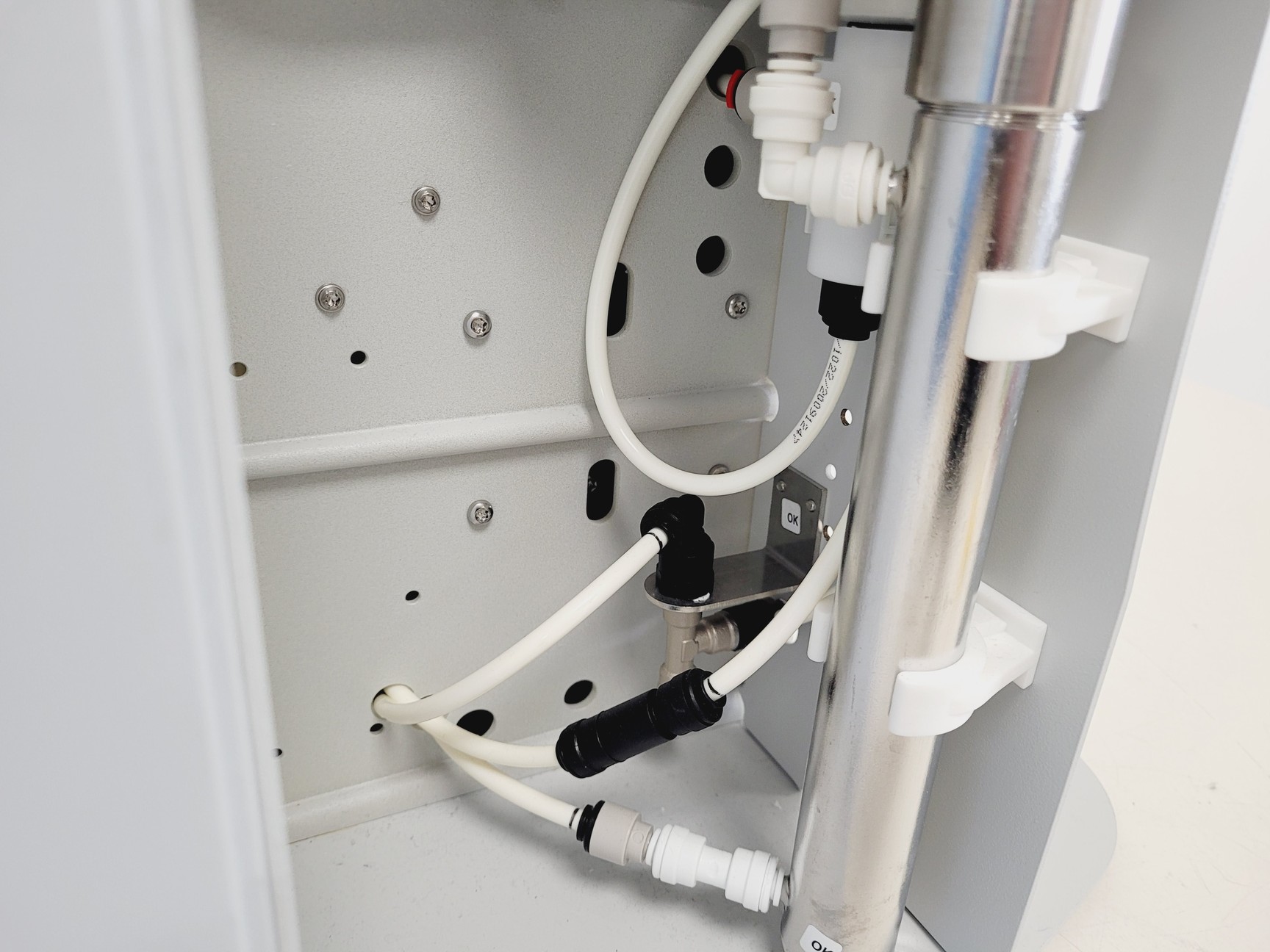 Image of Thermo Scientific Smart2Pure Water Purification System