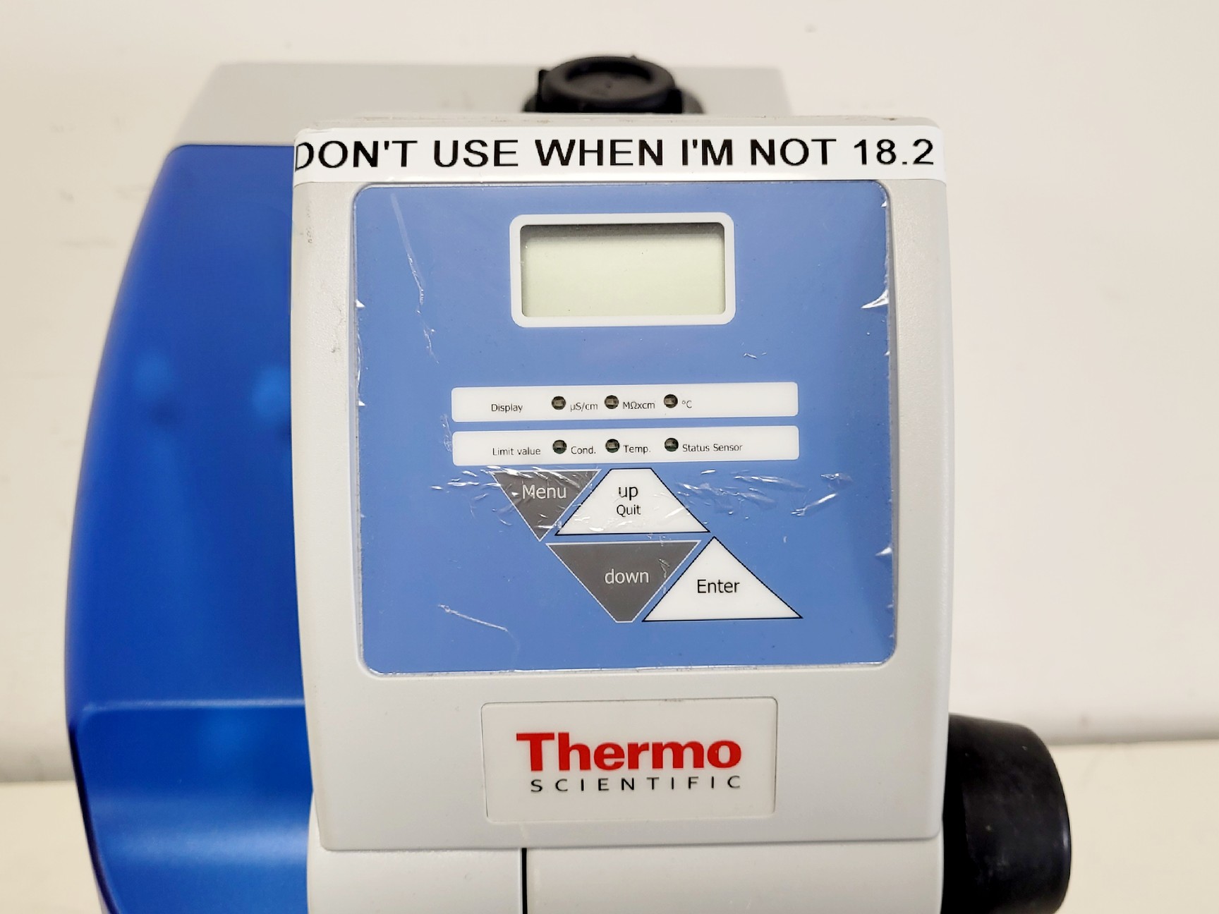 Image of Thermo Scientific Smart2Pure Water Purification System