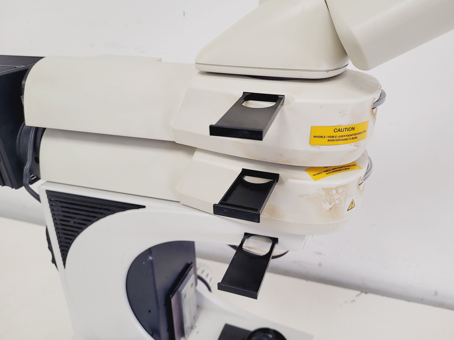 Image of Leica DMLM Microscope w/ Reinshaw Raman Spectrometer Lab