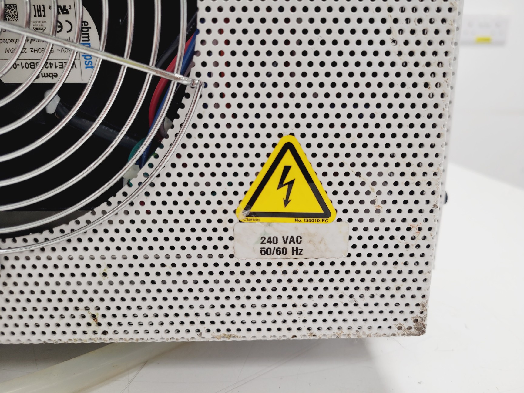 Image of Thermo Scientific MaxQ 4000 Benchtop Orbital Incubator Shaker