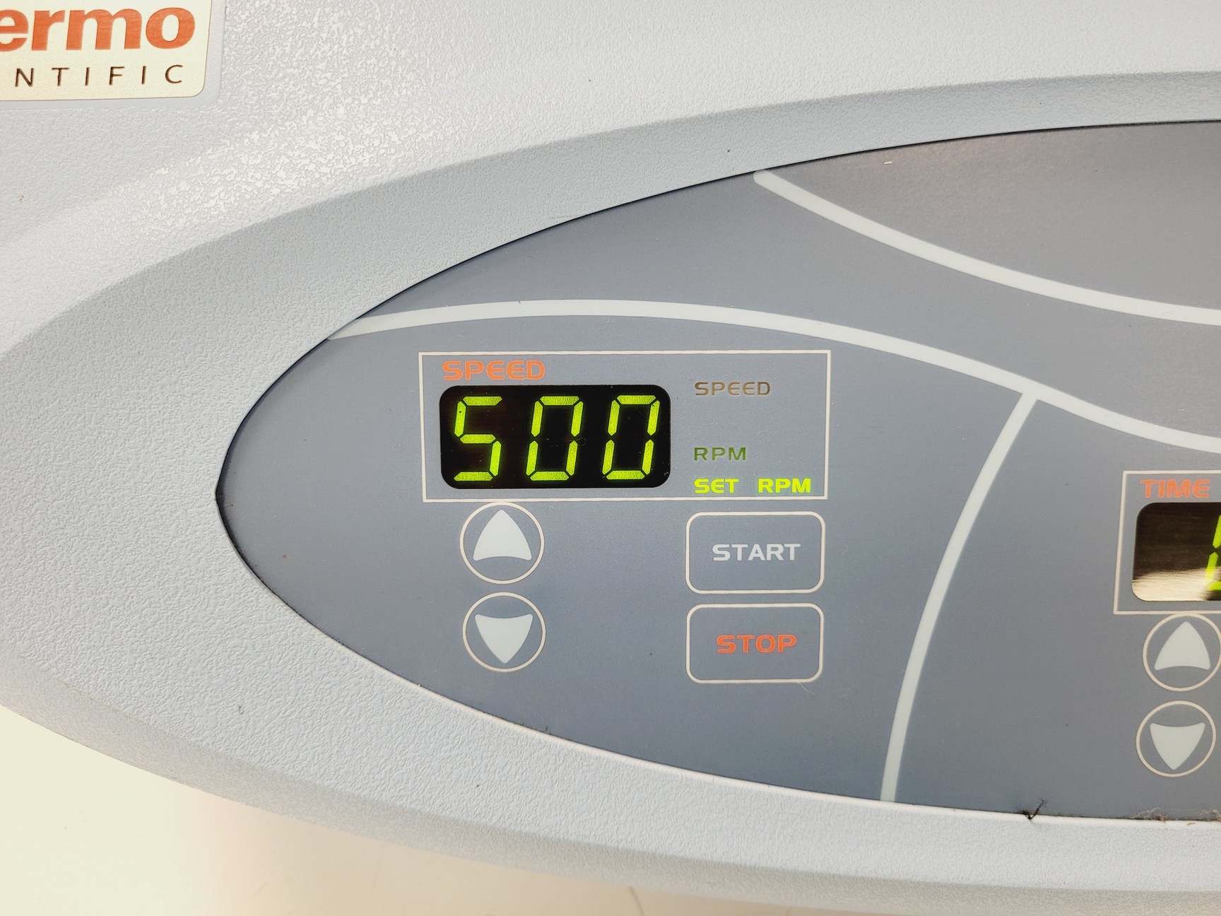 Image of Thermo Scientific MaxQ 4000 Benchtop Orbital Incubator Shaker