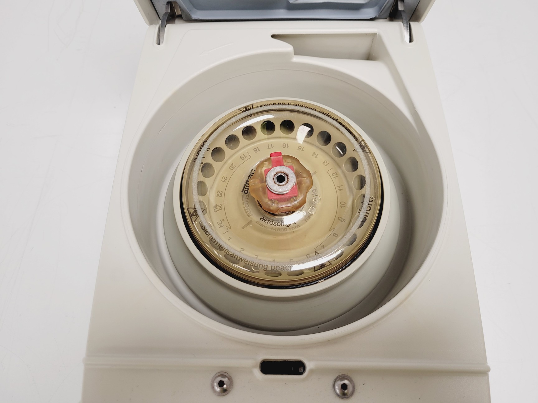 Image of Thermo Scientific Legend Micro 17 Benchtop Centrifuge w/ 75003424 Rotor Lab