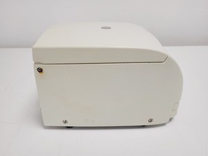 Thumbnail image of Thermo Scientific Legend Micro 17 Benchtop Centrifuge w/ 75003424 Rotor Lab