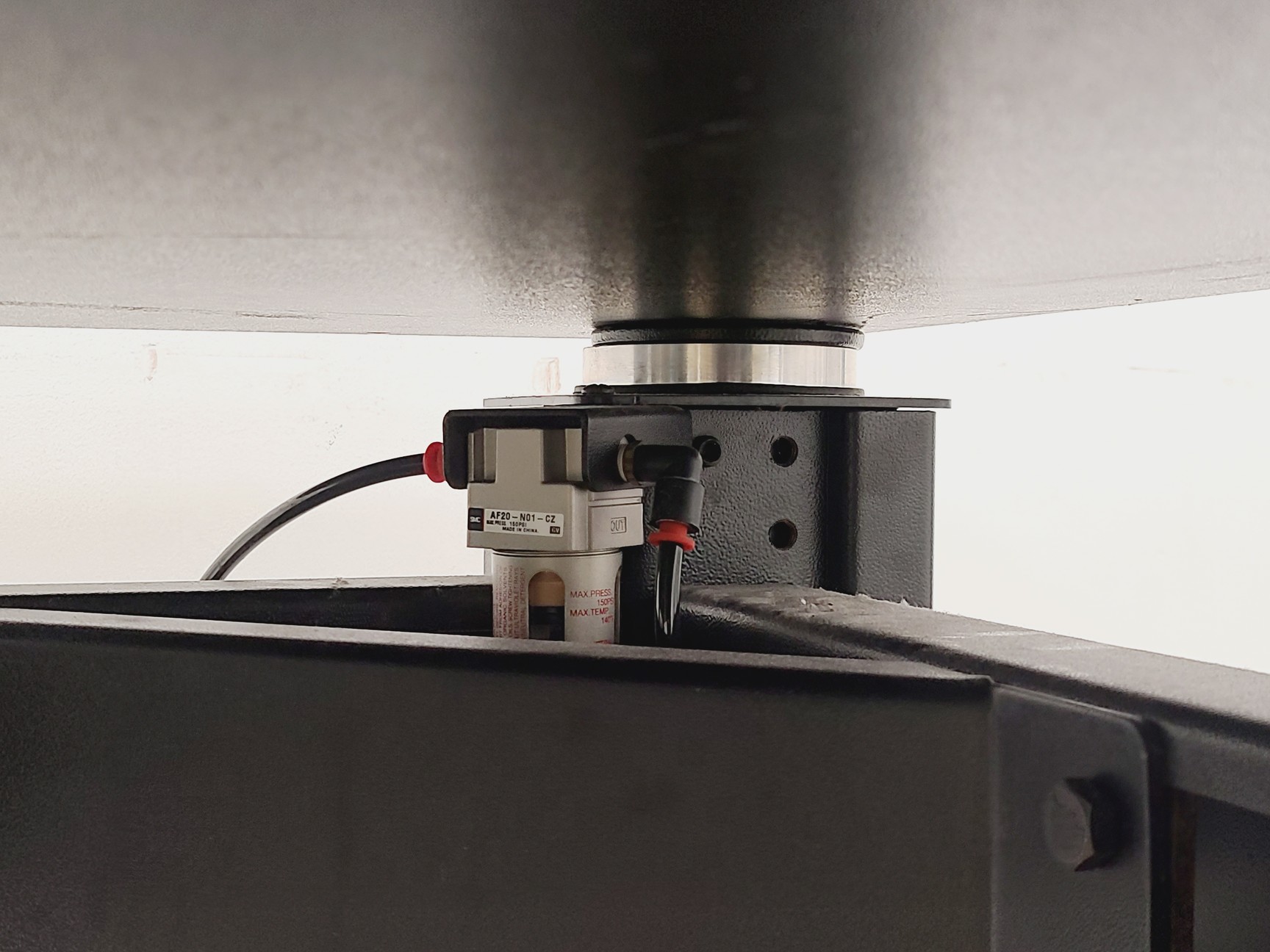 Image of TMC Model 63-530 Anti-Vibration Table