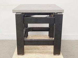 Thumbnail image of TMC Model 63-530 Anti-Vibration Table