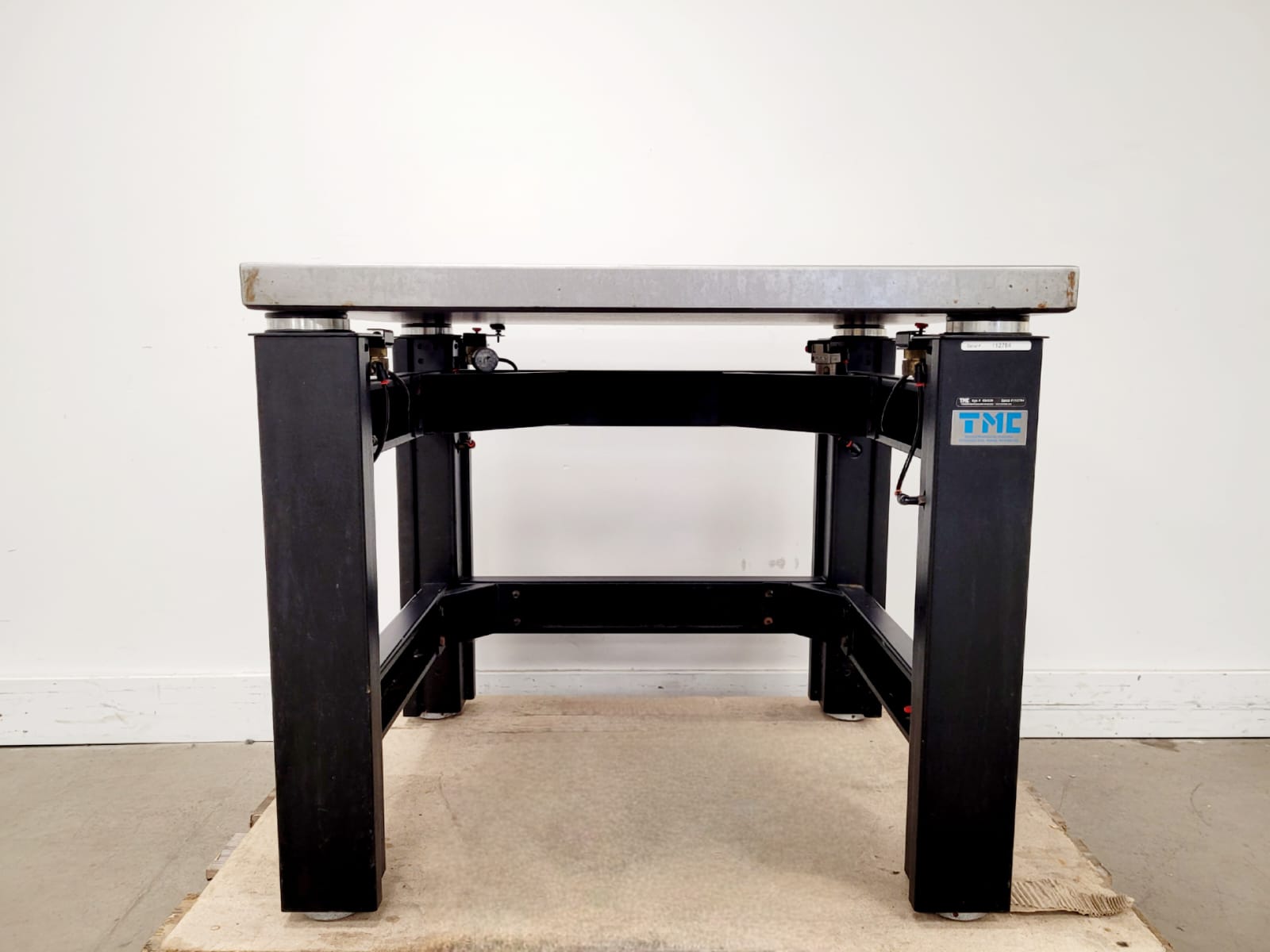 Image of TMC Anti-Vibration Table Model 63-530 Lab