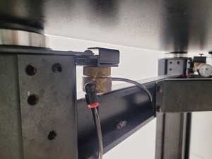 Thumbnail image of TMC Anti-Vibration Table Model 63-530 Lab