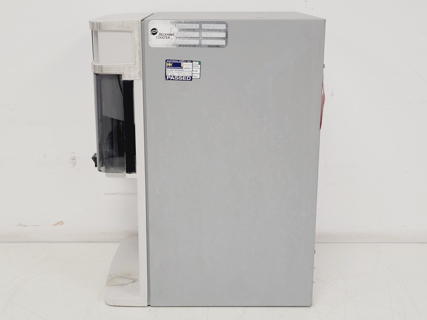Image of Beckman Coulter Z2 Coulter Particle Counter and Size Analyzer Lab