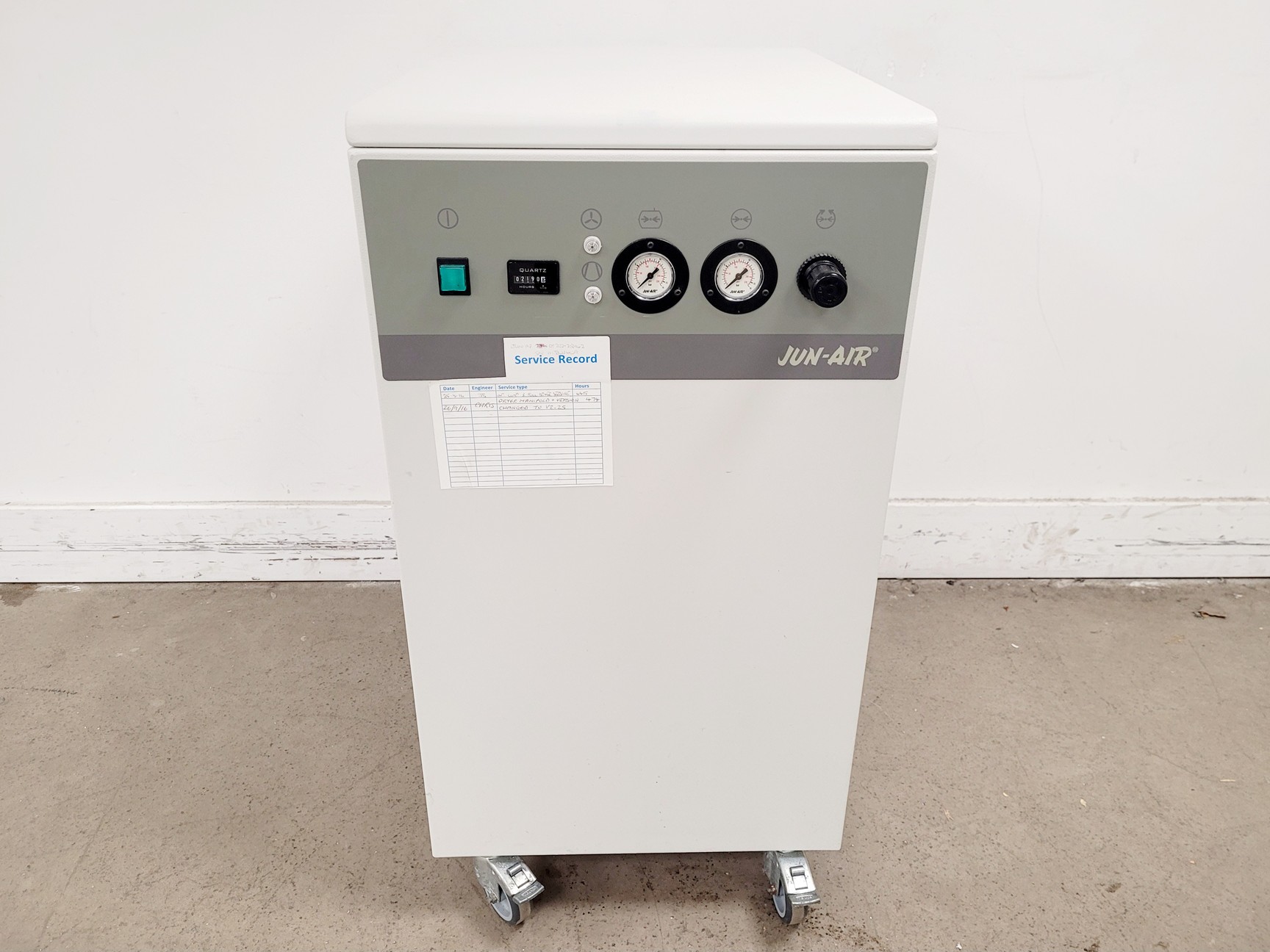 Image of Jun-Air OF302-25MQ Air Compressor Lab