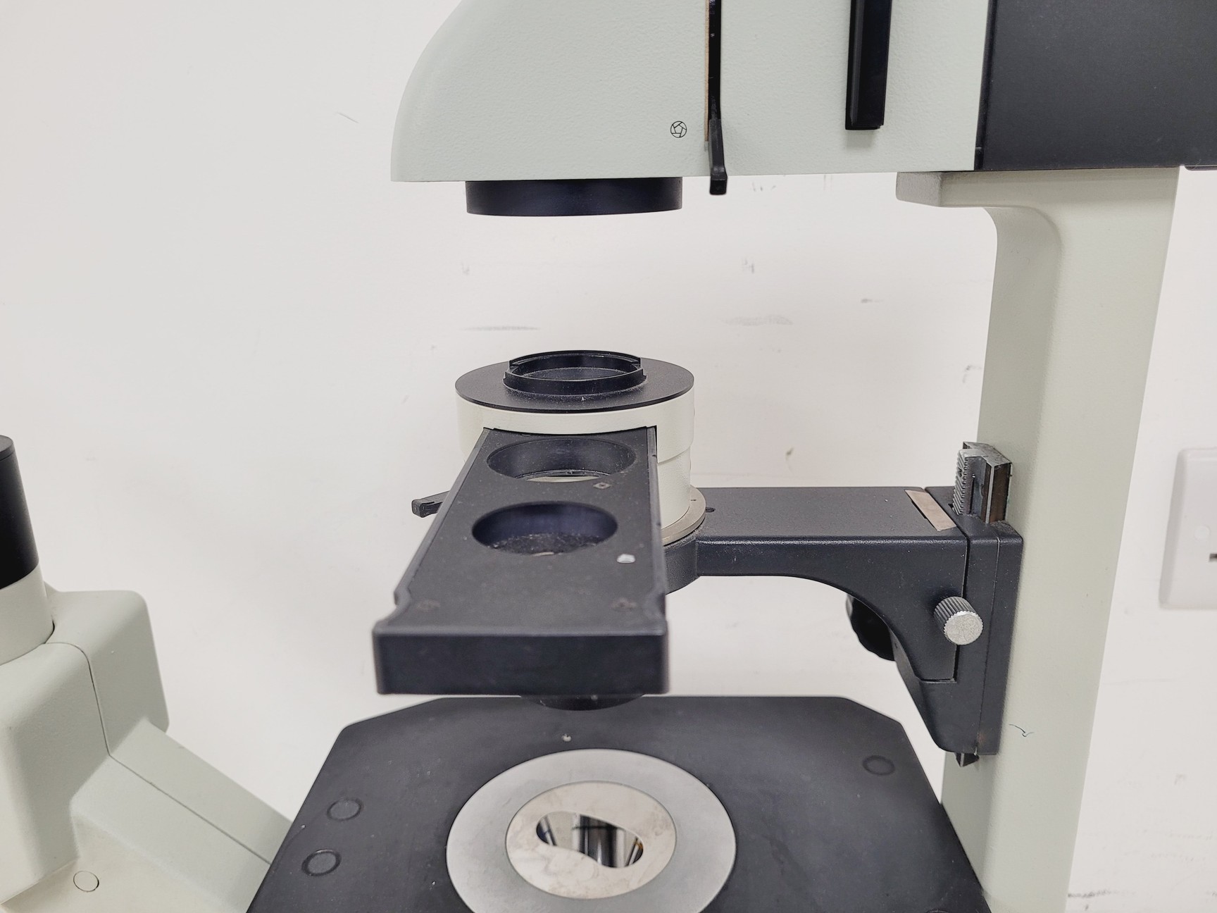 Image of Motic AE31 Inverted Microscope w/ 3 x Objectives PH10/20/40x Lab