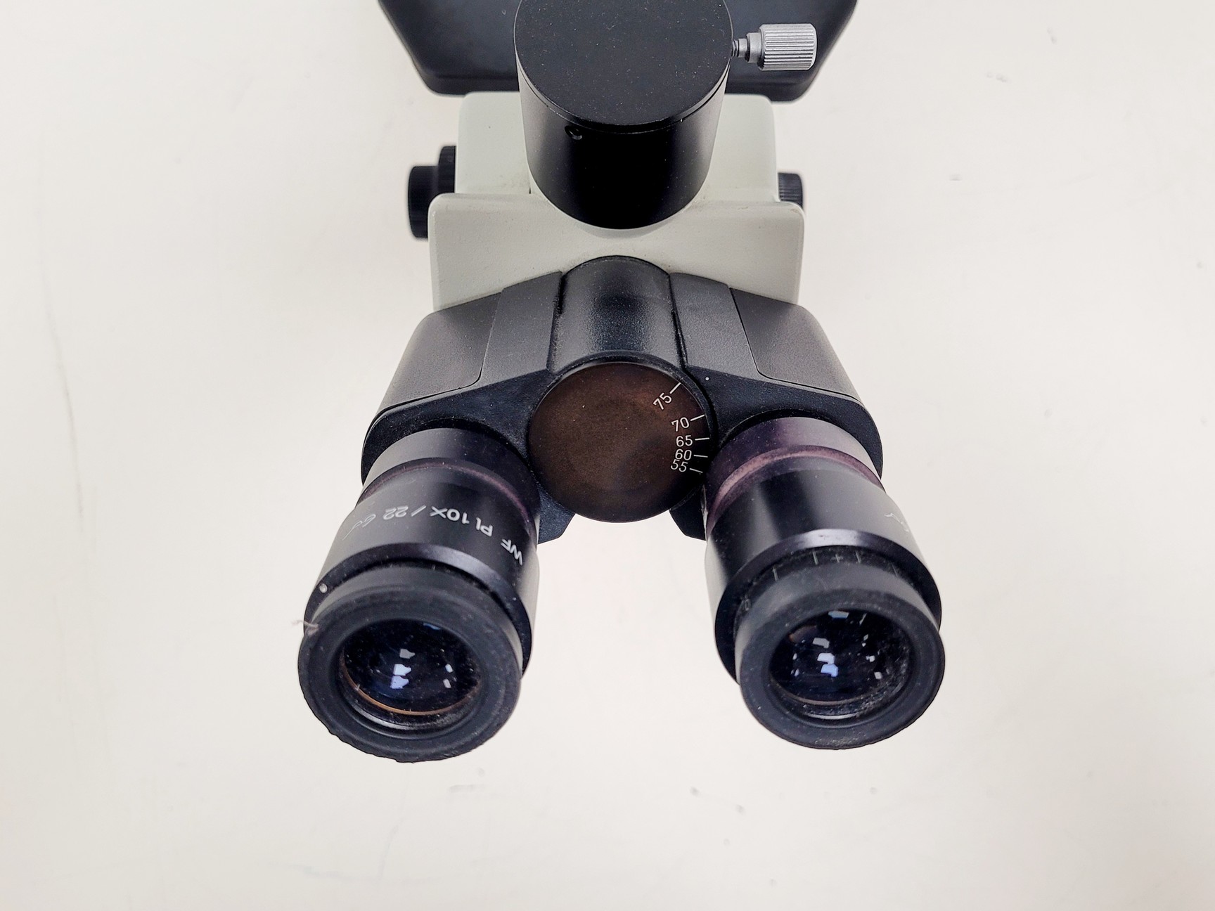 Image of Motic AE31 Inverted Microscope w/ 3 x Objectives PH10/20/40x Lab