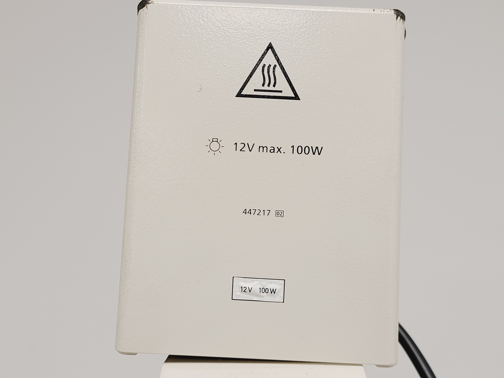 Image of Zeiss Axiovert 135 Inverted Microscope w/ 10x, 40x & 100x Objectives Lab