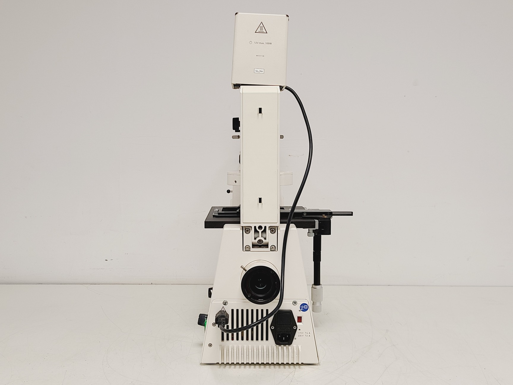 Image of Zeiss Axiovert 135 Inverted Microscope w/ 10x, 40x & 100x Objectives Lab