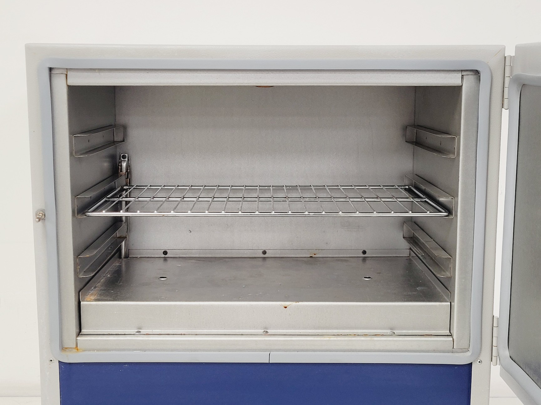 Image of DB Thermal Scientific Hotbox Lab Oven Model GP/50/CLAD/250/HYD