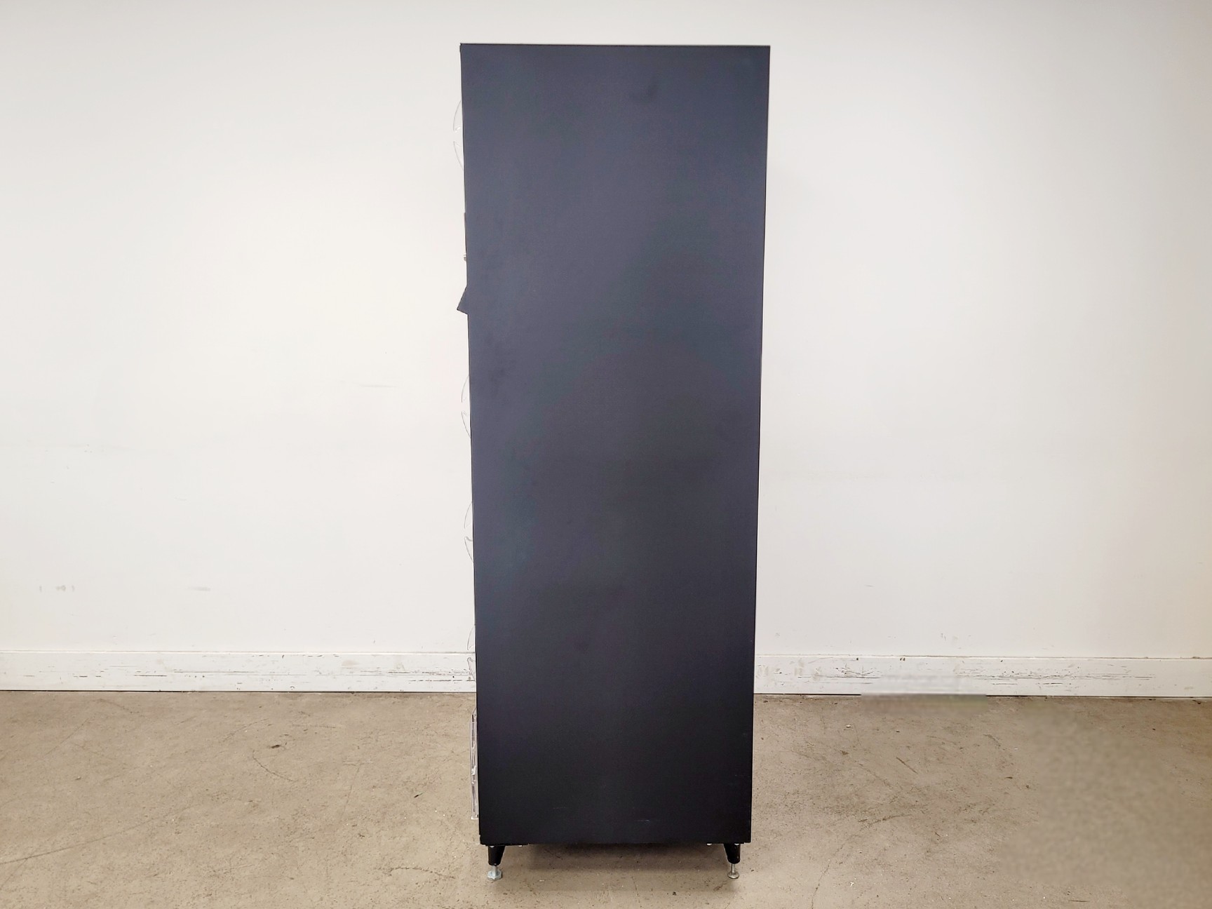 Image of Apex Industrial Technologies Model 3564 Smart Locker - Black