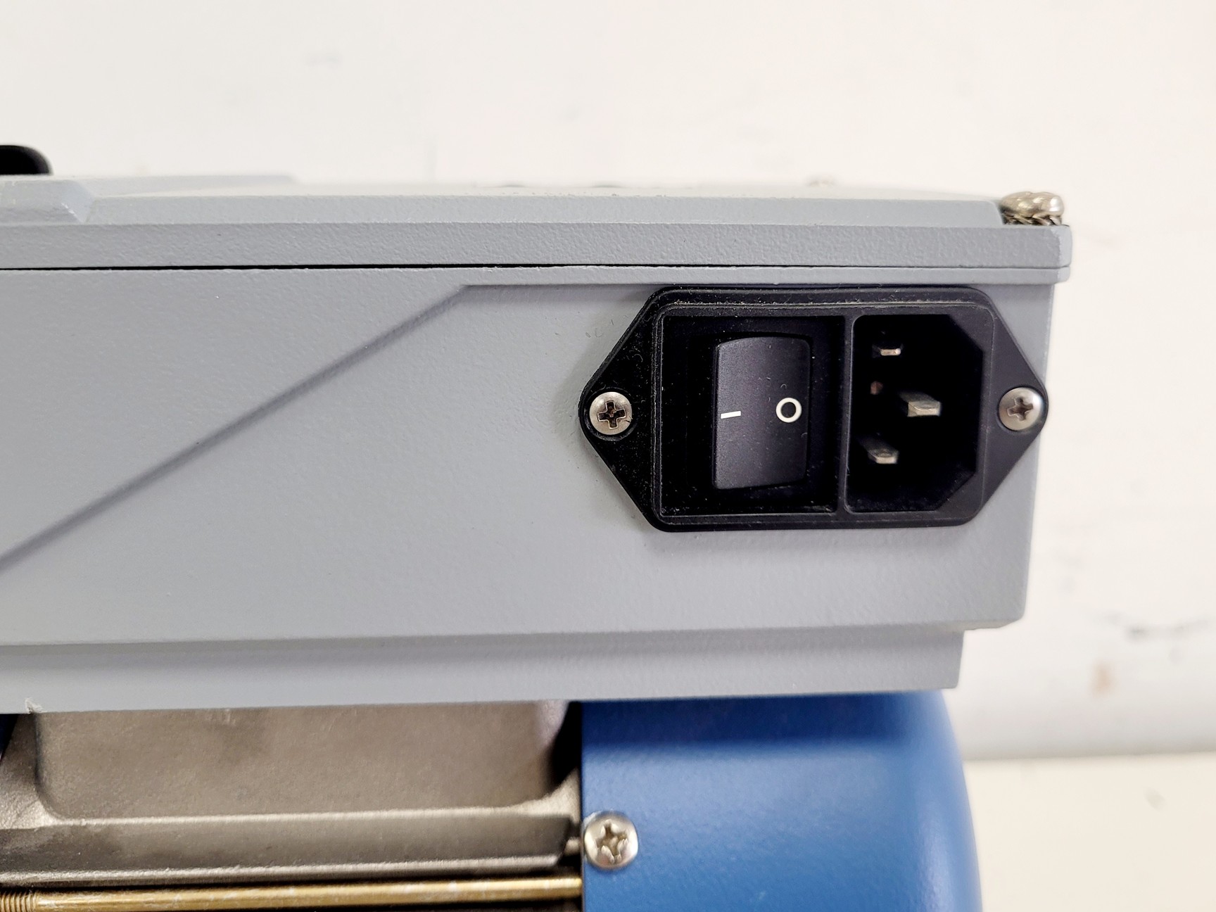 Image of Vacuubrand RZ 2 Rotary Vacuum Pump Lab