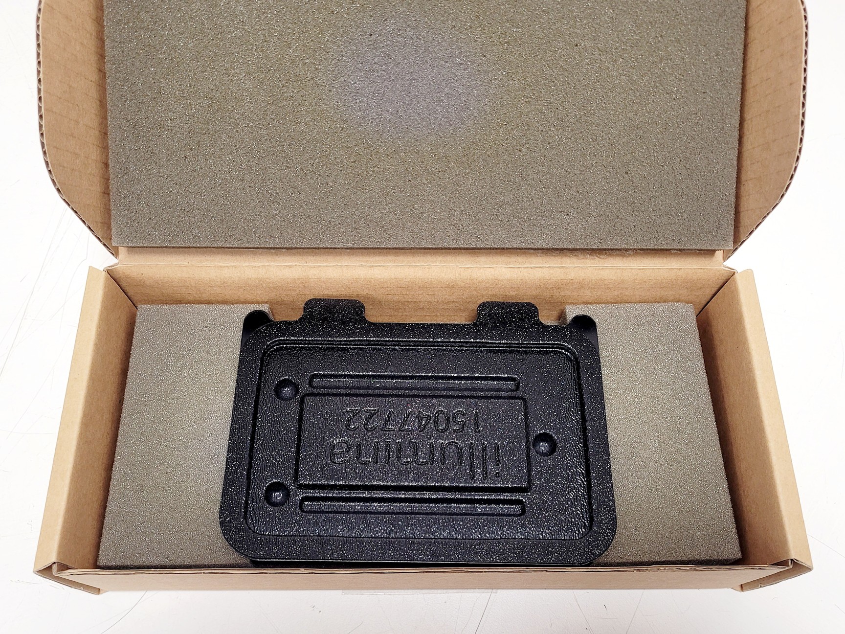 Image of Illumina NextSeq 550 DNA Sequencer Lab