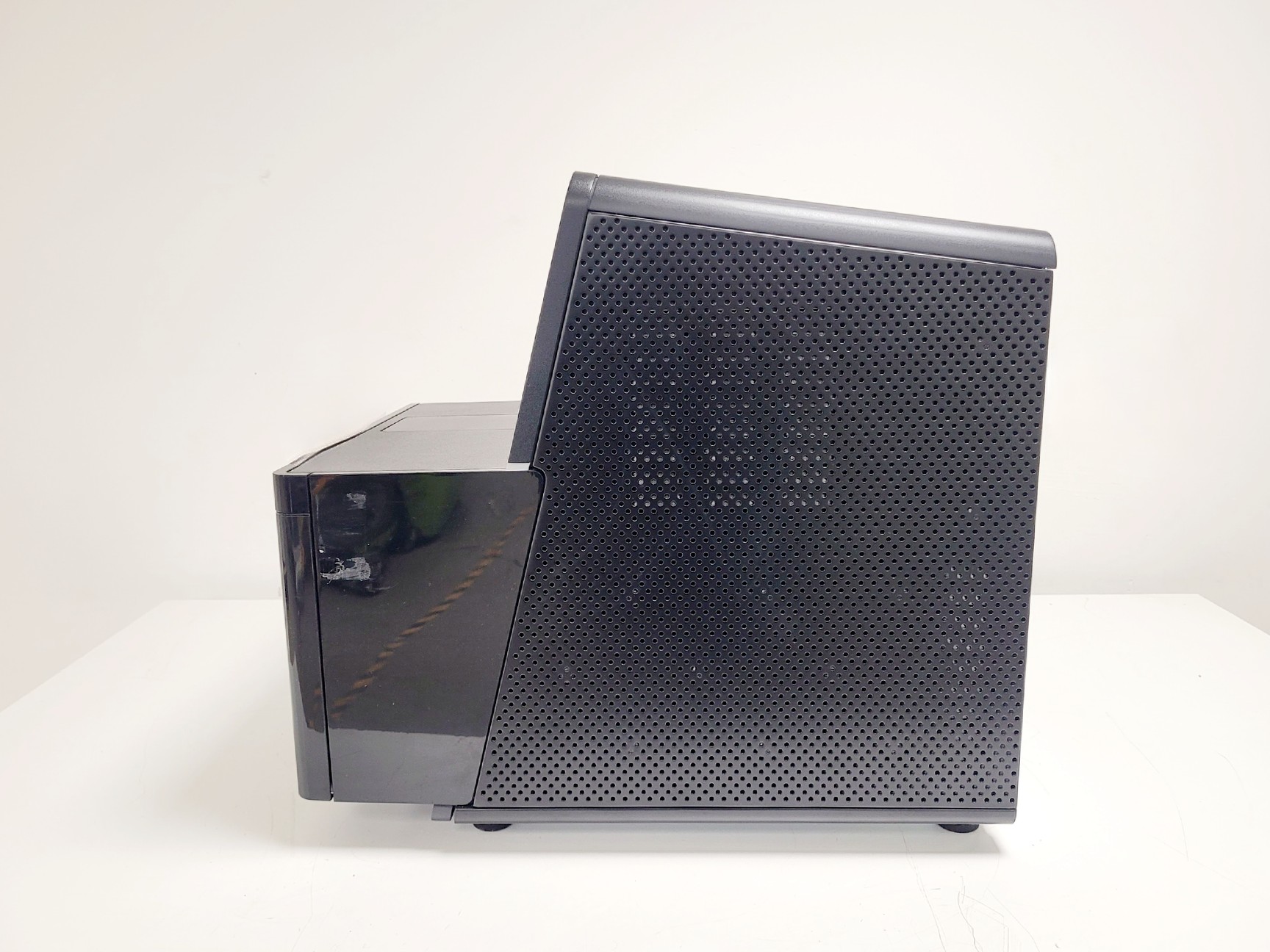 Image of Illumina NextSeq 550 DNA Sequencer Lab
