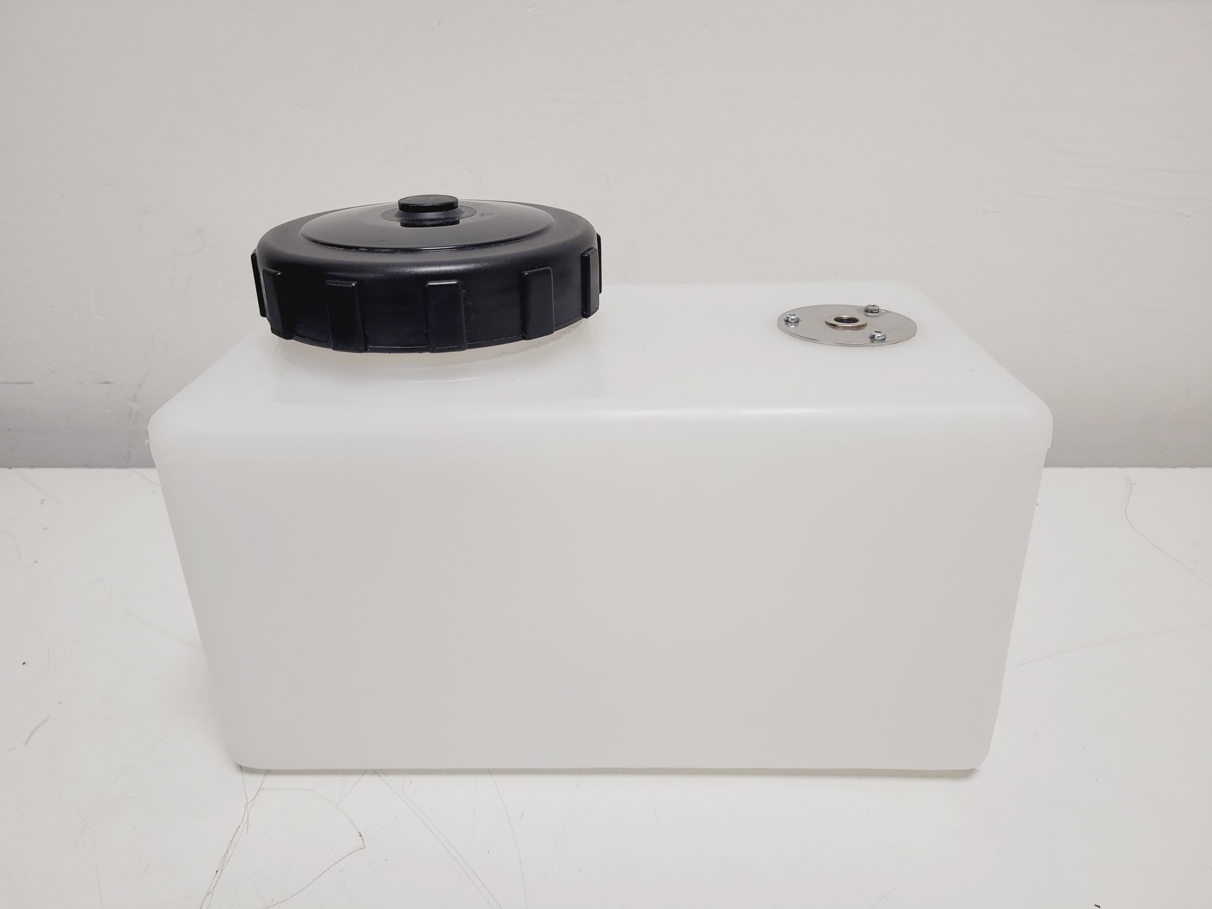 Image of Illumina NextSeq 550 DNA Sequencer Lab
