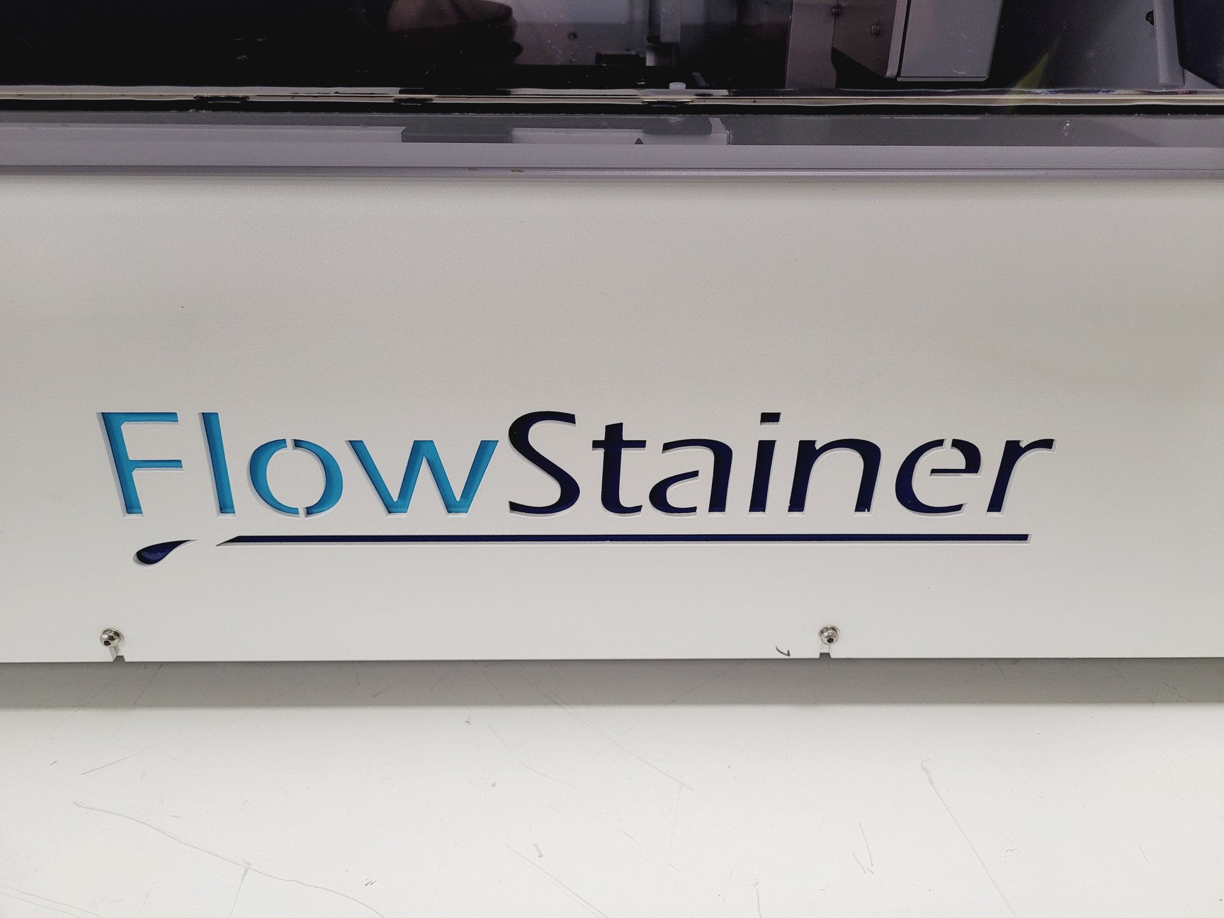 Image of InstruNor FlowStainer FS 100 Cell Sorter System Lab