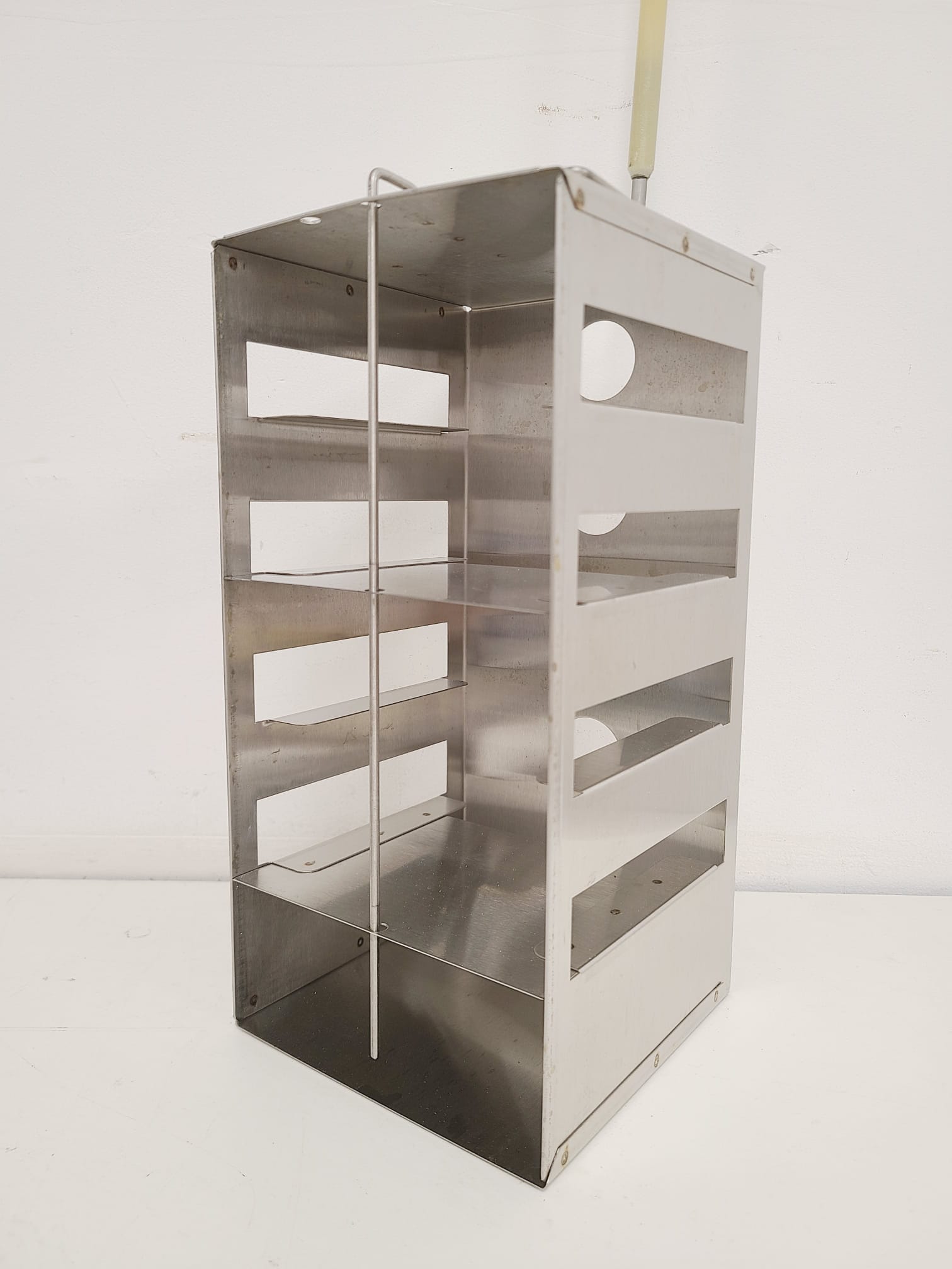 Image of Taylor Wharton LS3000 81L Liquid Nitrogen Dewar