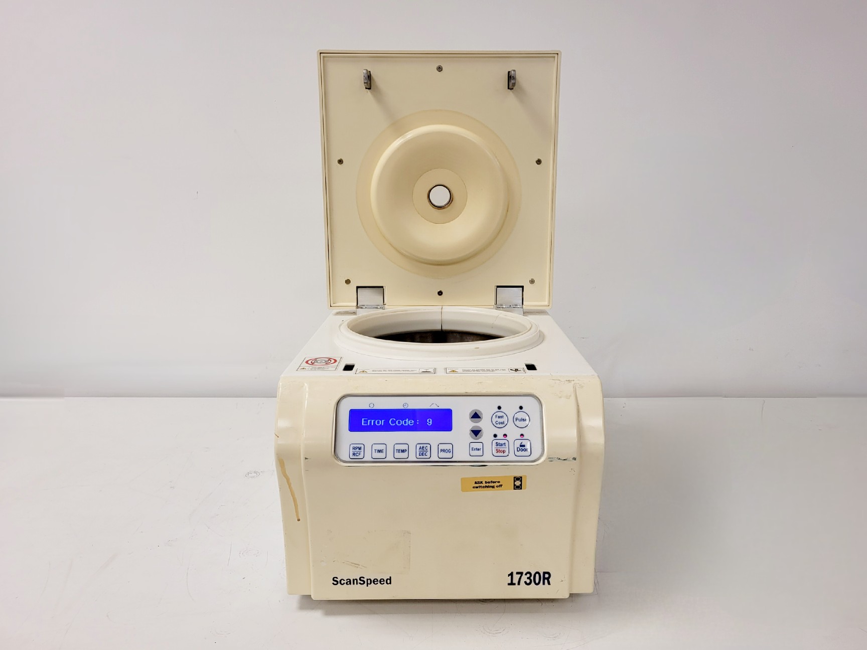 Image of Scanspeed 1730R Benchtop Centrifuge