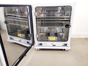 Thumbnail image of PCHBI MCO-230AICUV-PE CO2 Incubator Lab