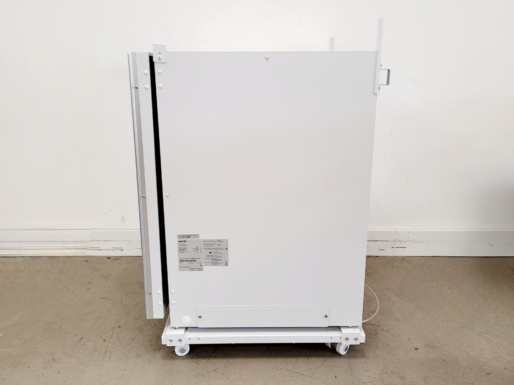Image of PCHBI MCO-230AICUV-PE CO2 Incubator Lab