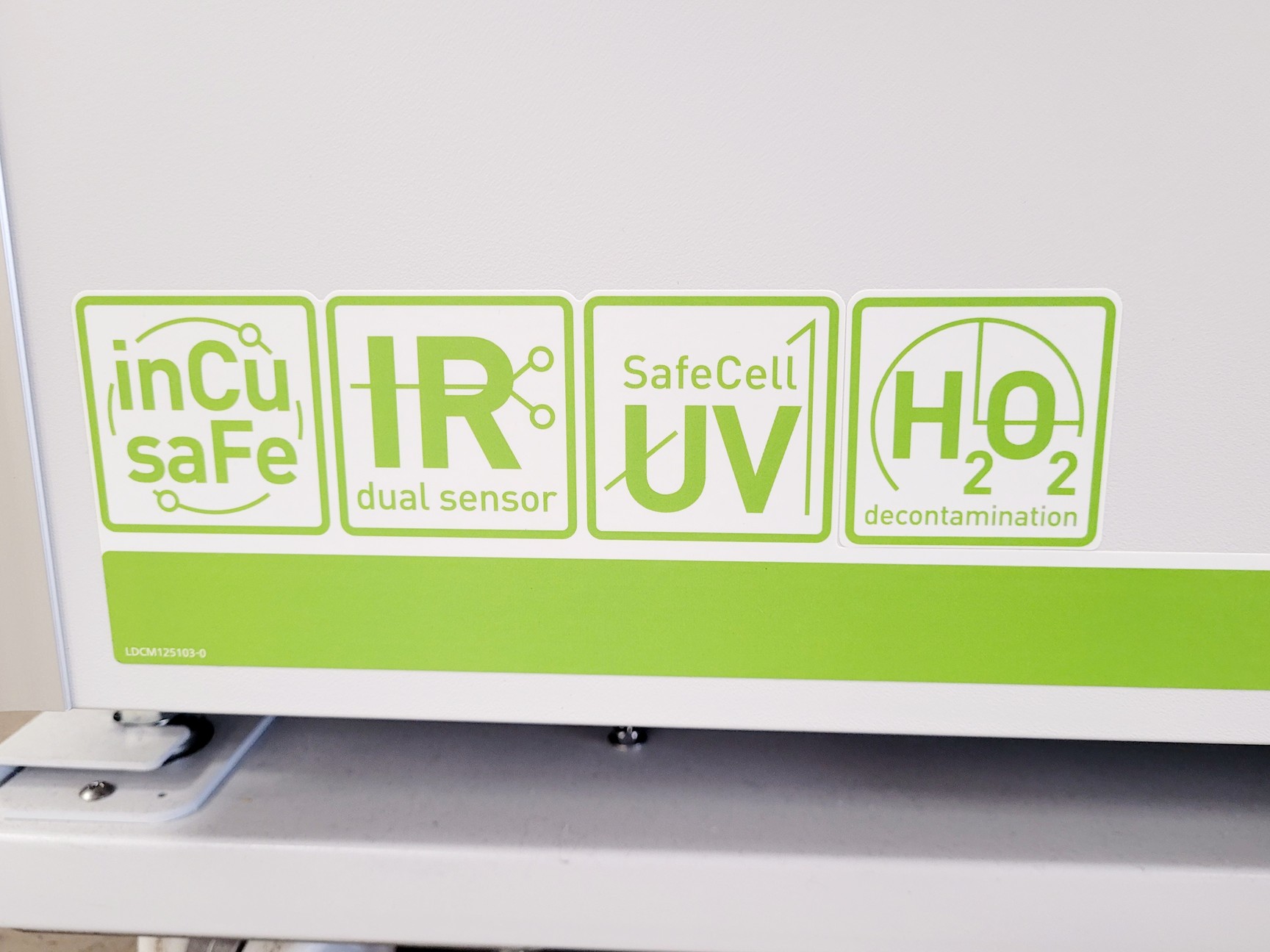 Image of PCHBI MCO-230AICUV-PE CO2 Incubator Lab