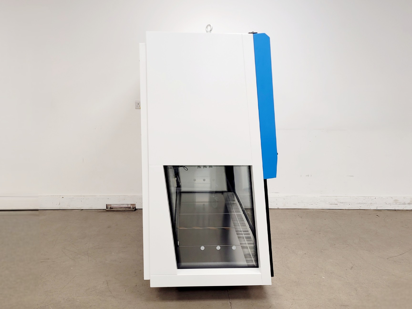 Image of Faster SafeFAST Classic 215 D Class II Biological Safety Cabinet Lab