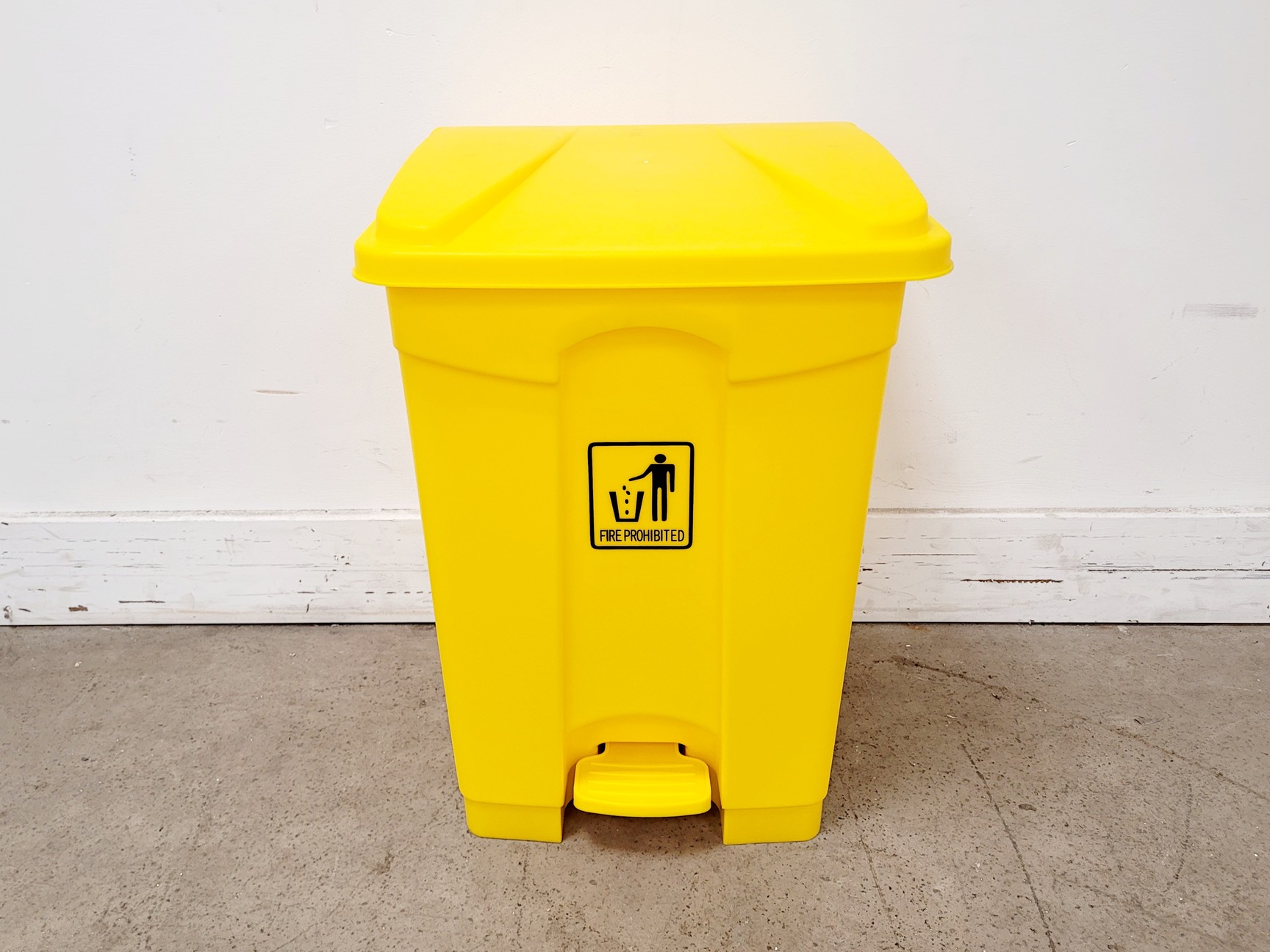 Image of Job Lot of 8 x Yellow Pedal Bins (45L)