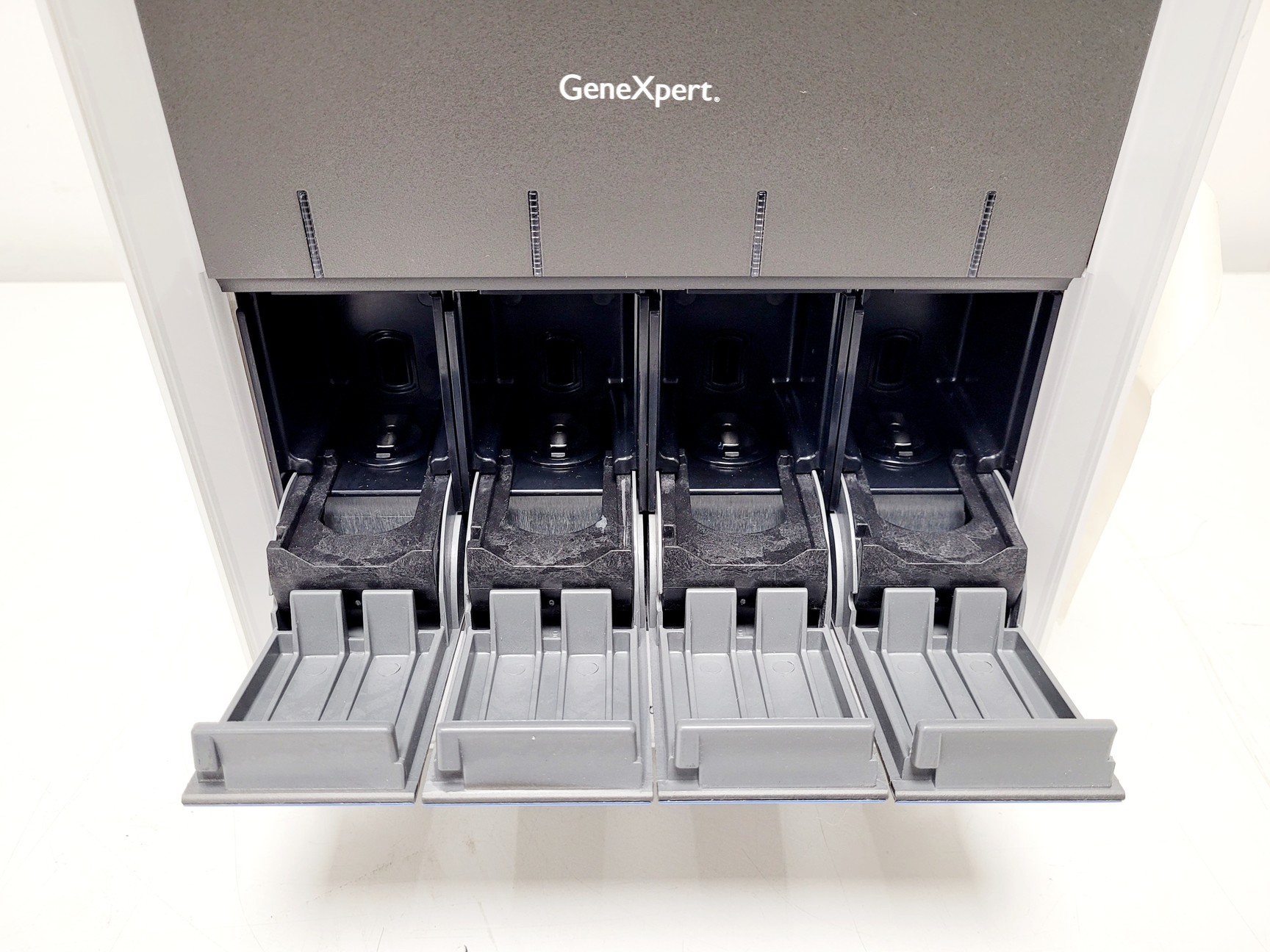 Image of Cepheid GeneXpert IV PCR Machine w/ 51 x Self-Adhesive Plate Seals