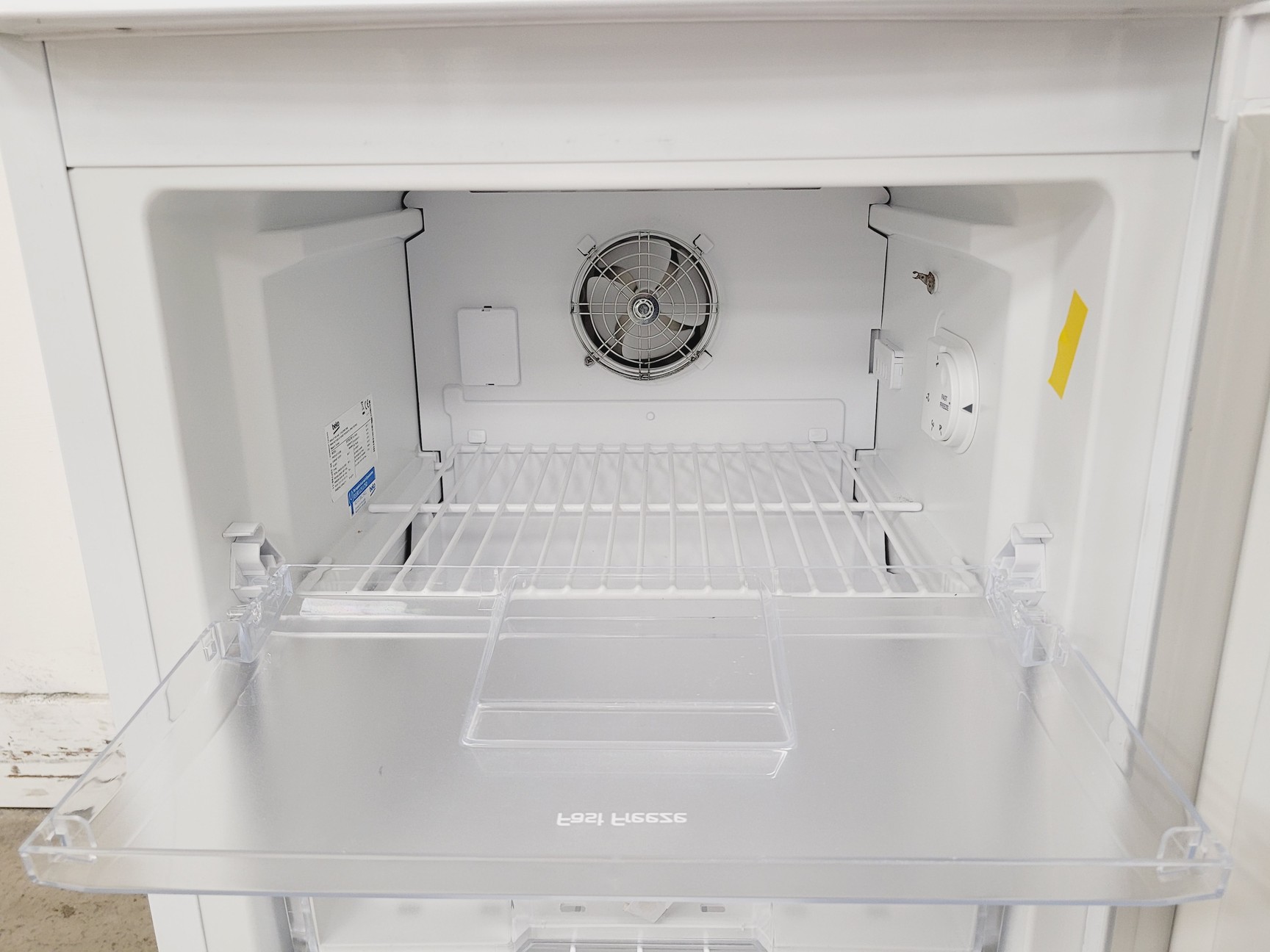 Image of Beko FXF553W Freezer