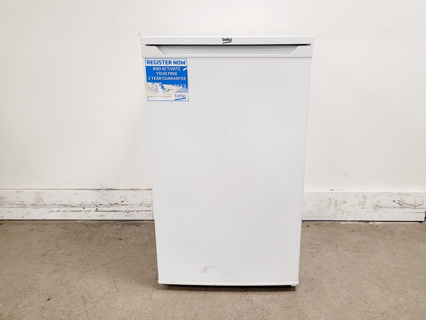 Image of Beko FS4823W Freezer