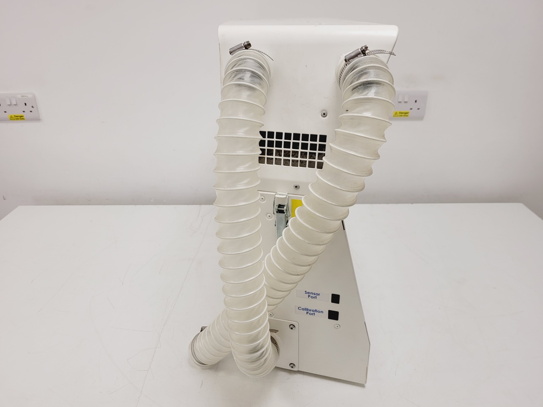 Image of Lab Bubble PCR Bubble Sample Protection UV BUB-PCR-SA-RED w/ Fan Unit