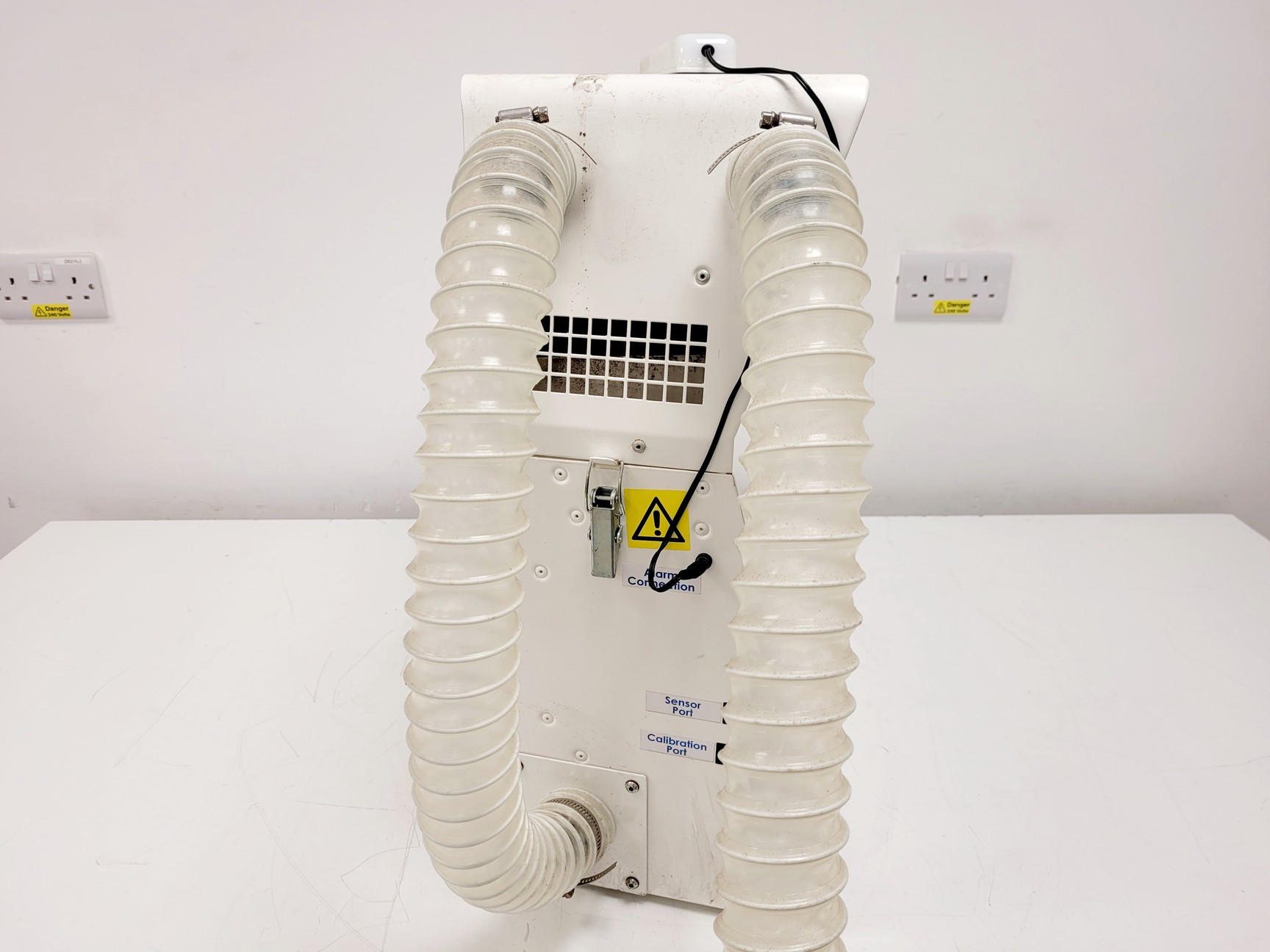 Image of Lab Bubble PCR Bubble Sample Protection UV BUB-PCR-SA-RED w/ Fan Unit