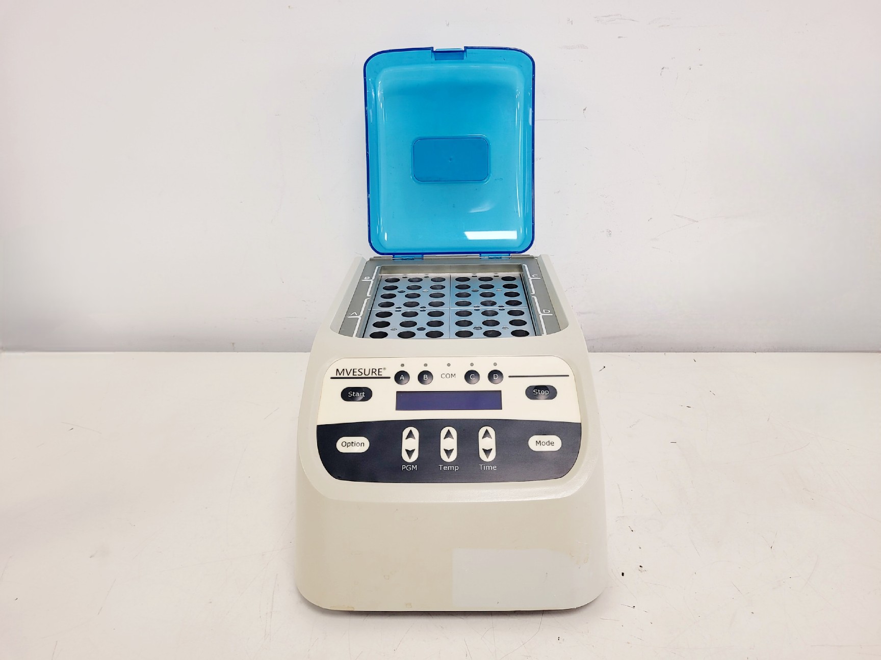 Image of Scottech Medical MVESURE MVS-200 Dry Block Heater